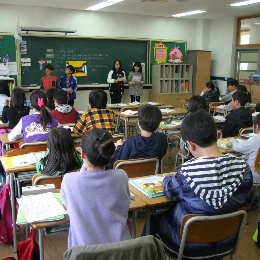How to Welcome &amp; Support Refugee Students: A Guide for Schools