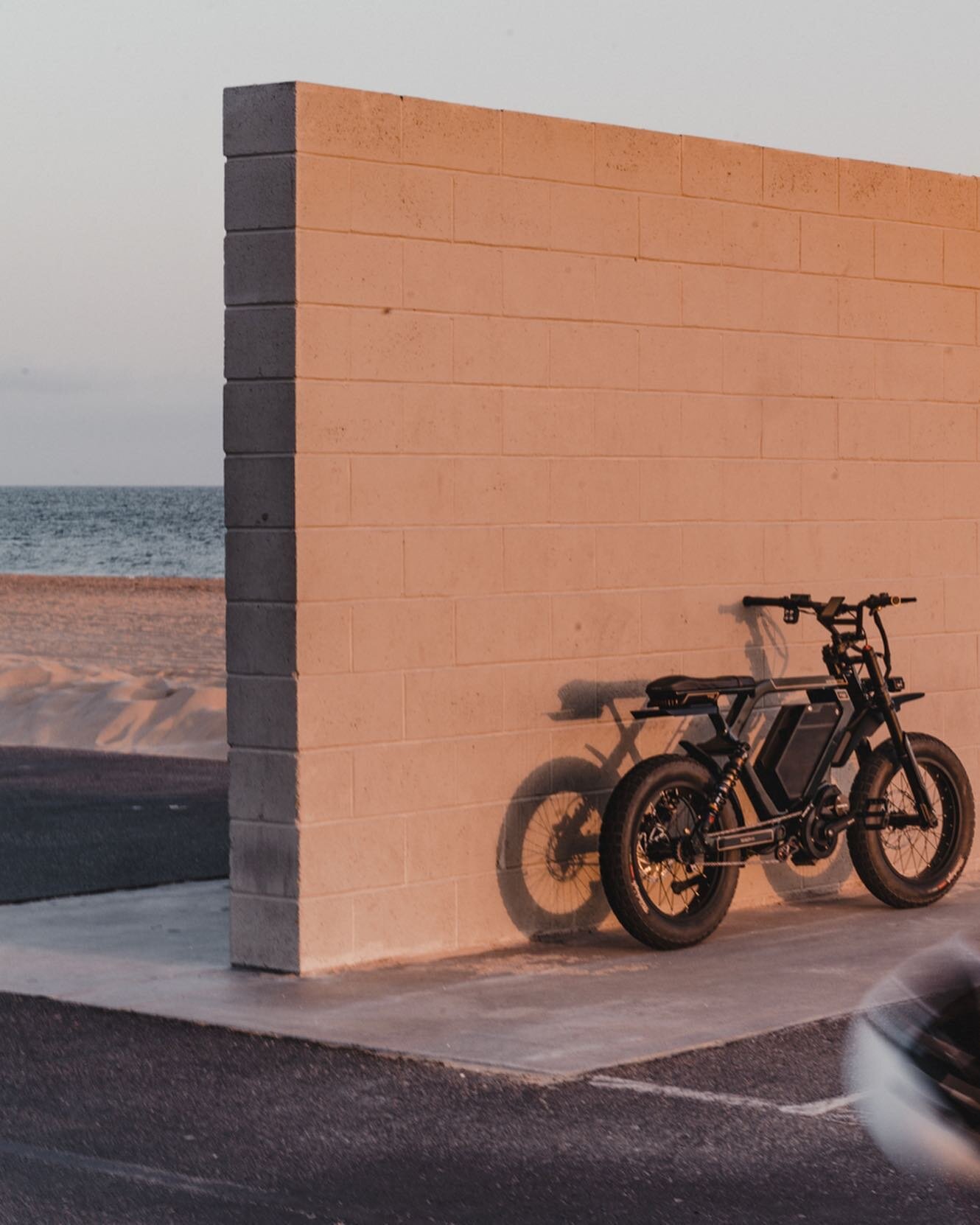 Beachside cruising in the new performance electric bike the Ristretto 512 First Edition