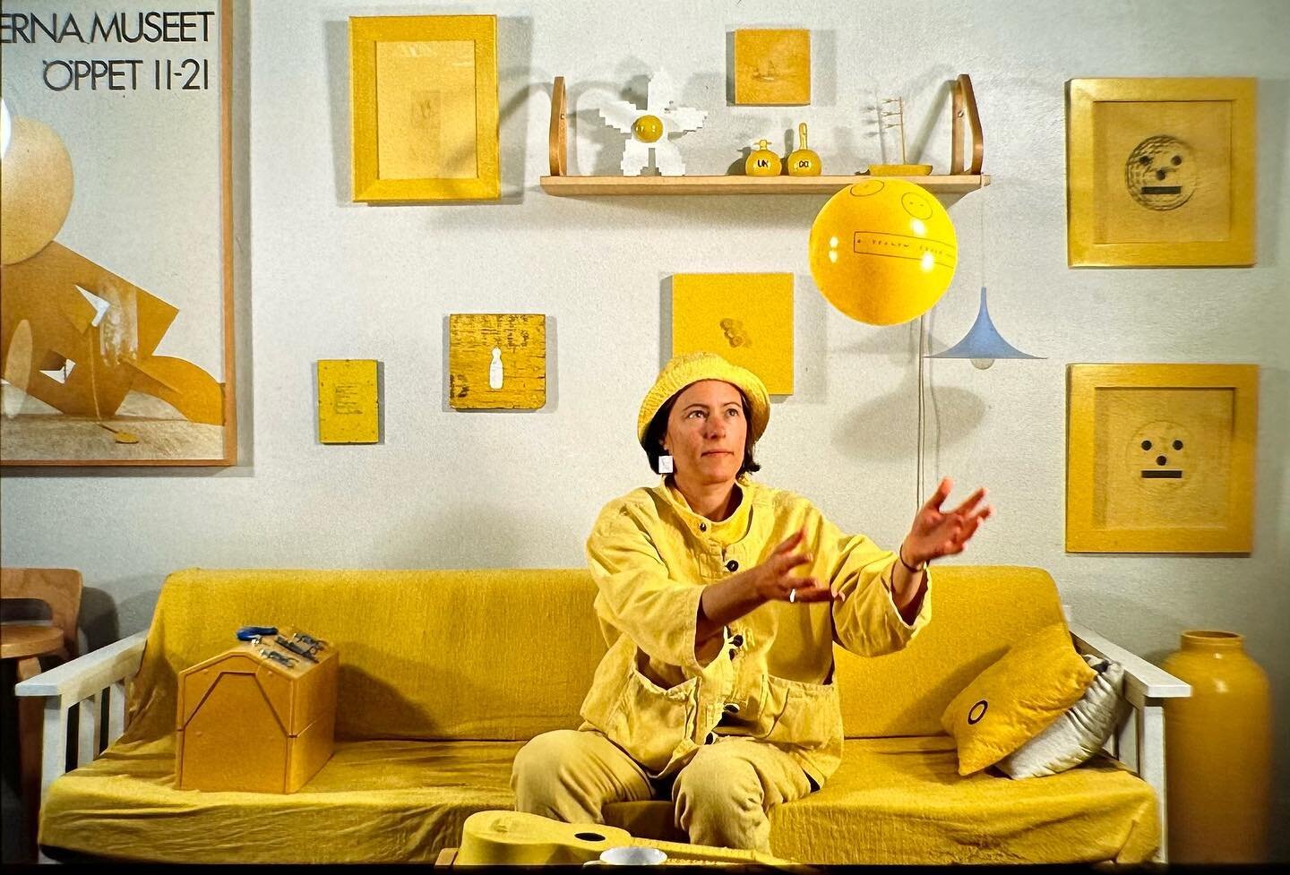 Nancy Monk
in her yellow period, 1992
Her exhibition, walk + wood closes today at 5:30pm.
@nancy_monk
