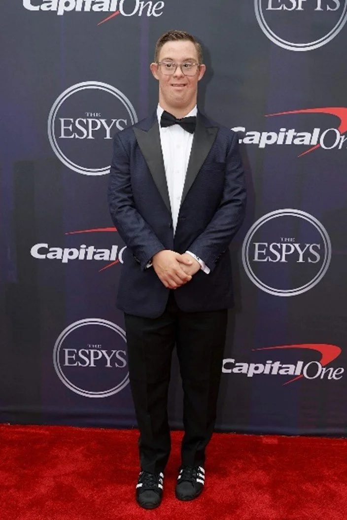 Chris wearing a tuxedo at the ESPY Awards