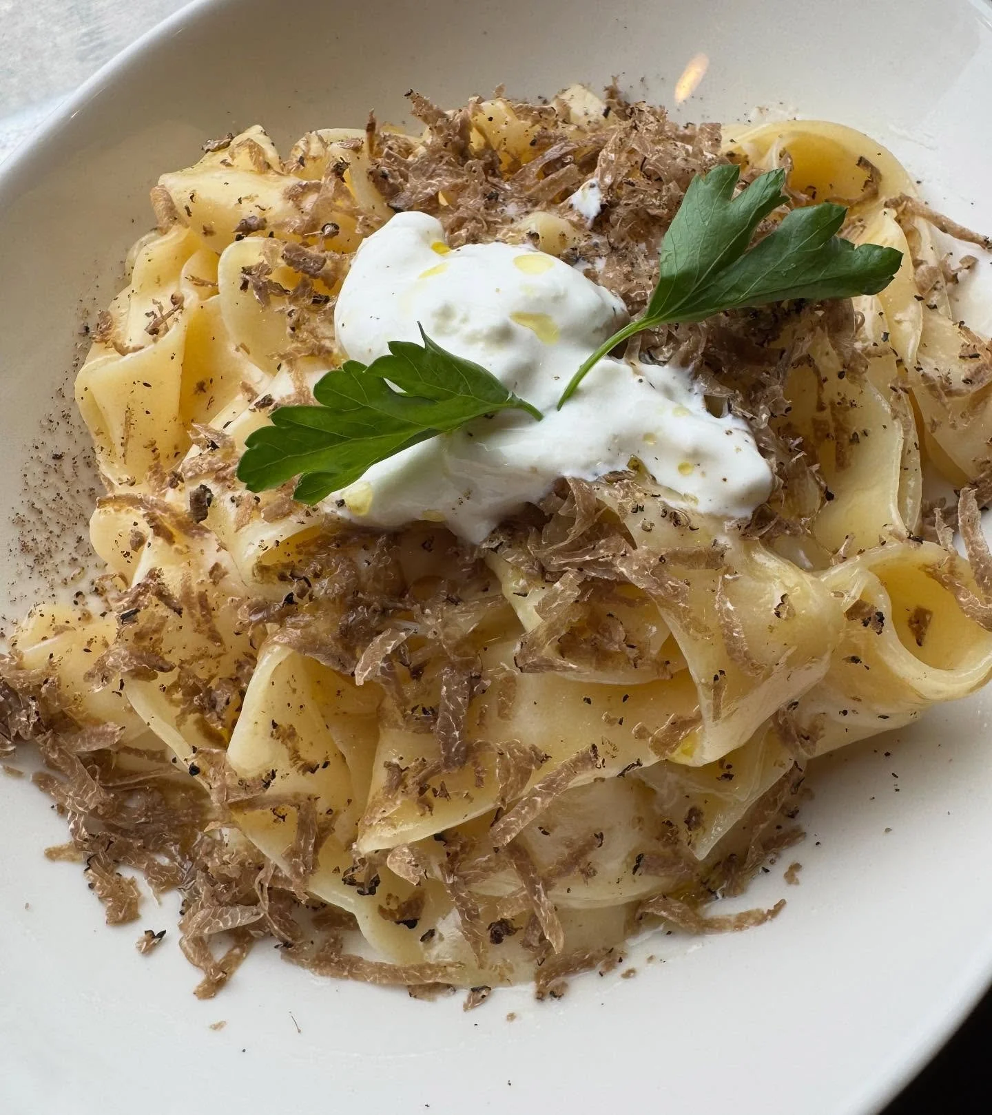 We have truffles😍🤎 Come by and enjoy this special while we have it🍝