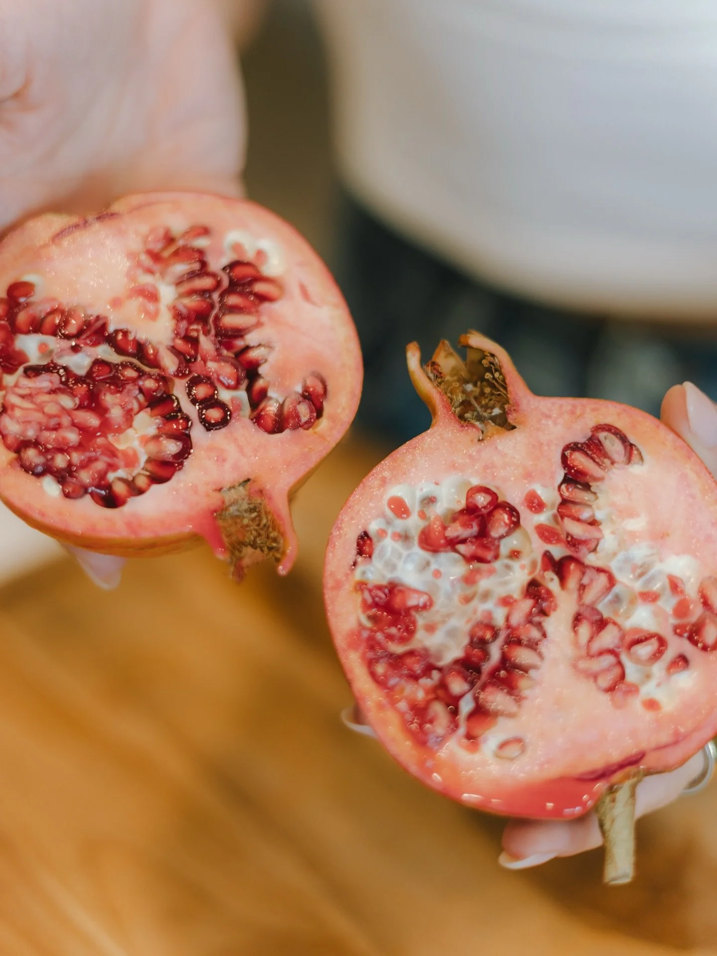 Winter&rsquo;s Superfood Is in Season ✨

Pomegranates are officially in season &mdash; October through January &mdash; which means they&rsquo;re at their peak sweetness, freshness, and nutrient density right now.

These little gems are packed with:
&