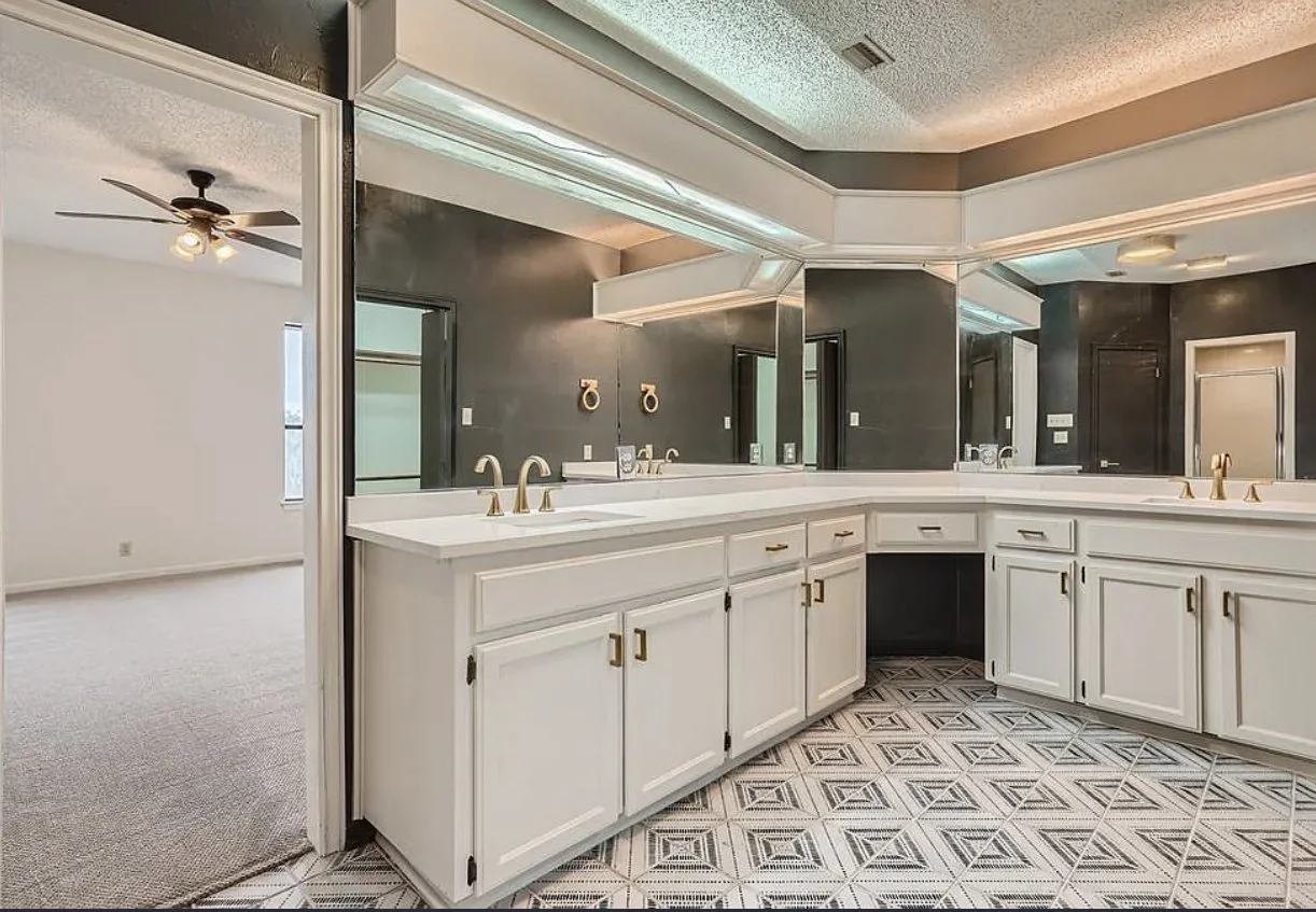 Bathroom Renovation Construction House of Hammers LLC Hugo Reyes-Ortiz