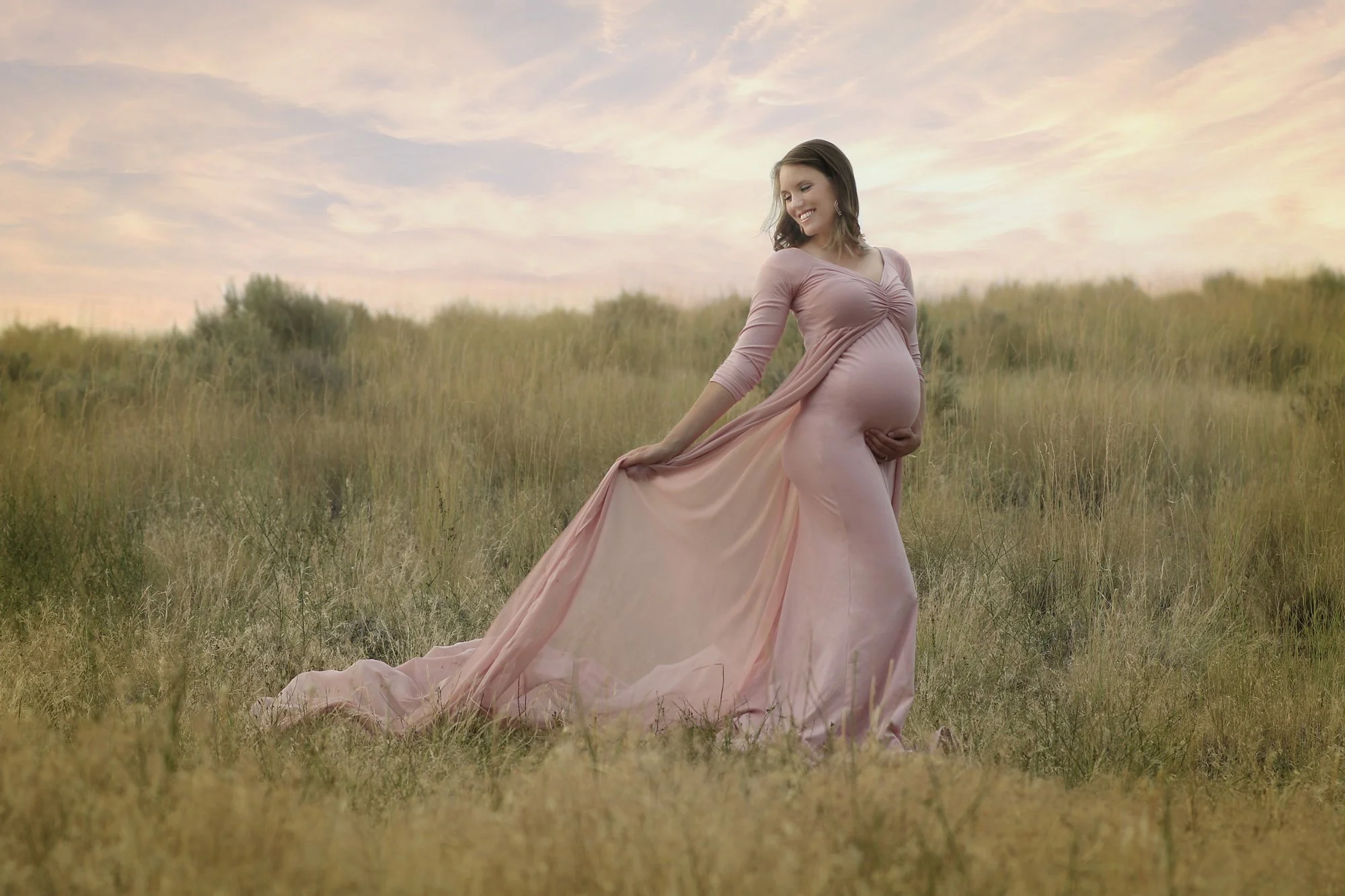 maternity-pink-outdoor
