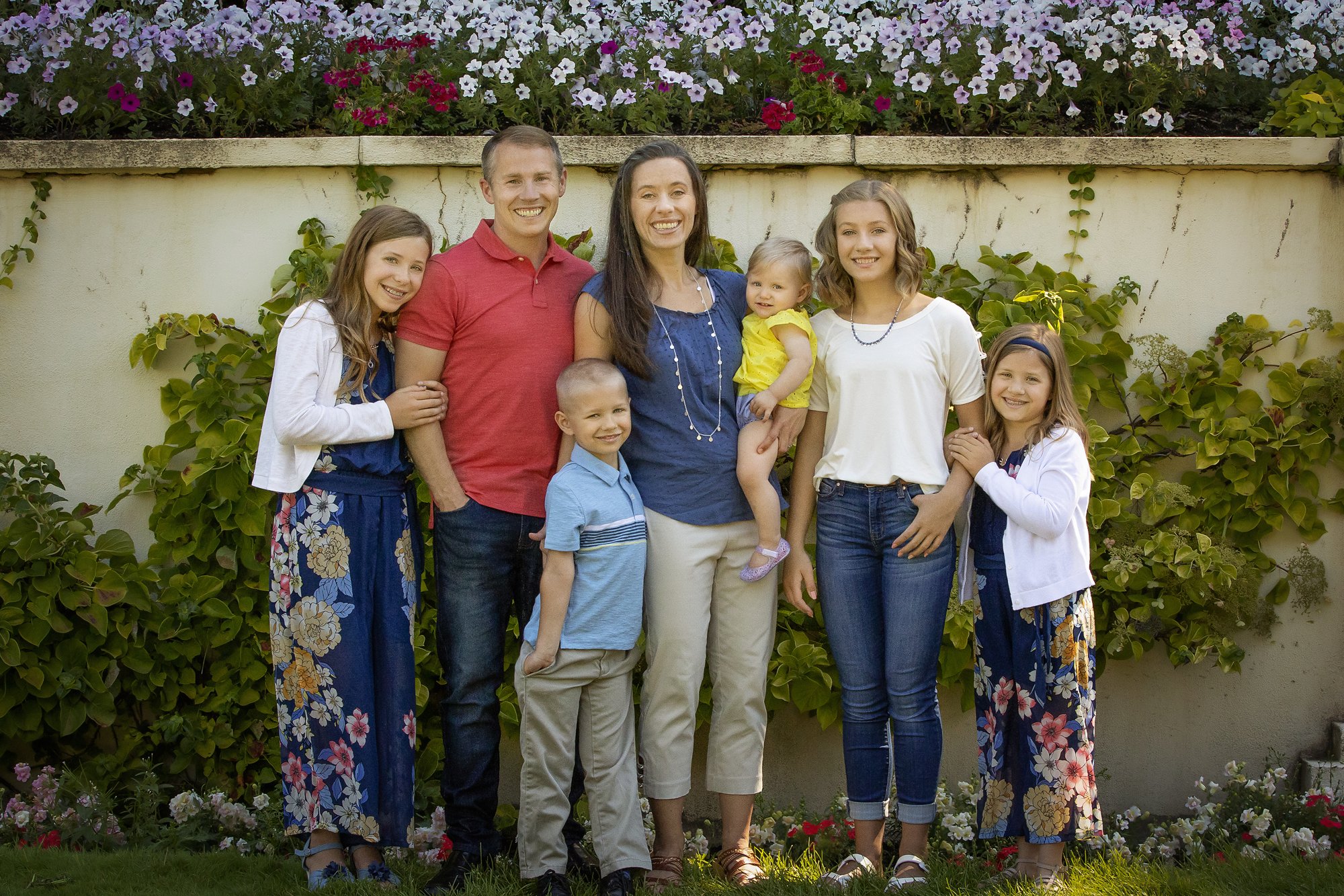 family-spring-flowers