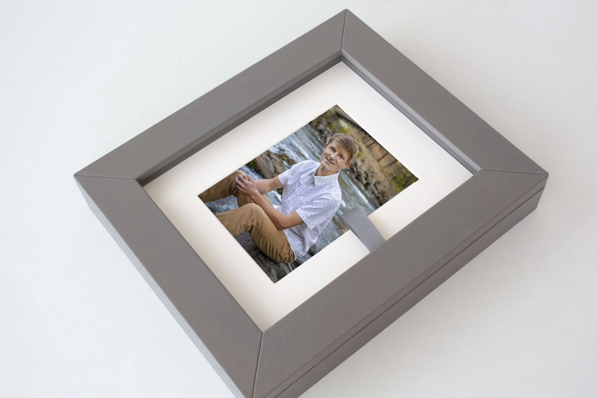 proof box with matted prints