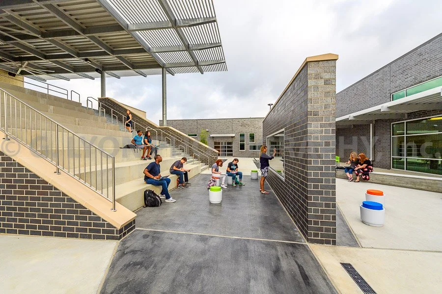 Capturing Energy Institute High School &amp; IMA