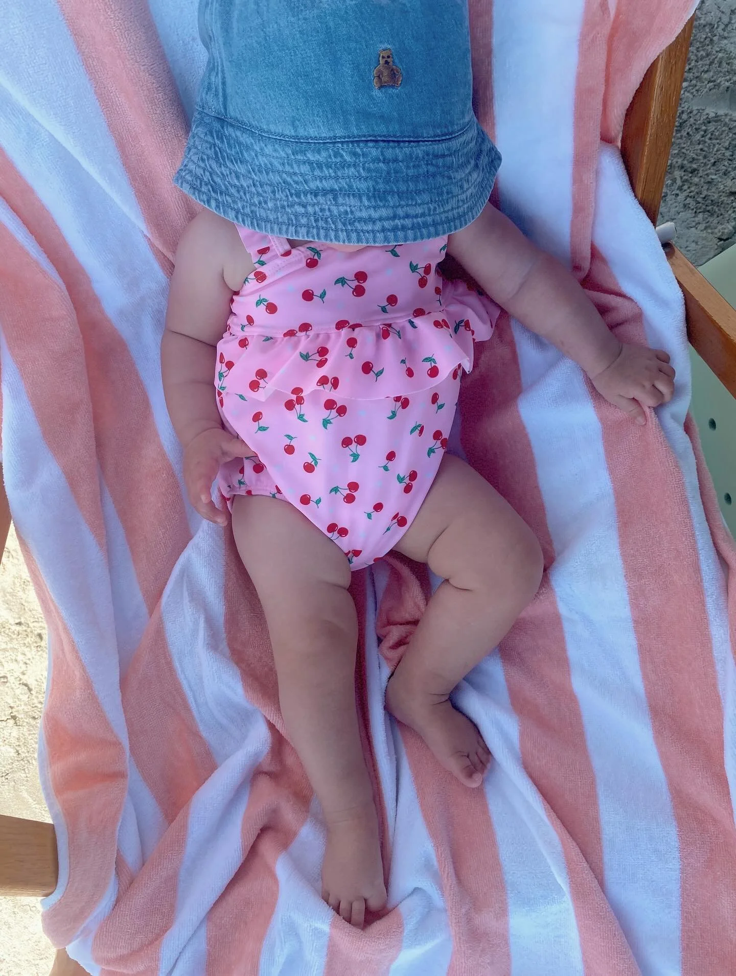 Favorite photos from our first little family of three vacation to the beach. 🌊☀️⛱️👙

Fun fact this is girlie pop&rsquo;s fav song &mdash; I sang this to her the first few days we brought her home and she recognizes and smiles every time it&rsquo;s 