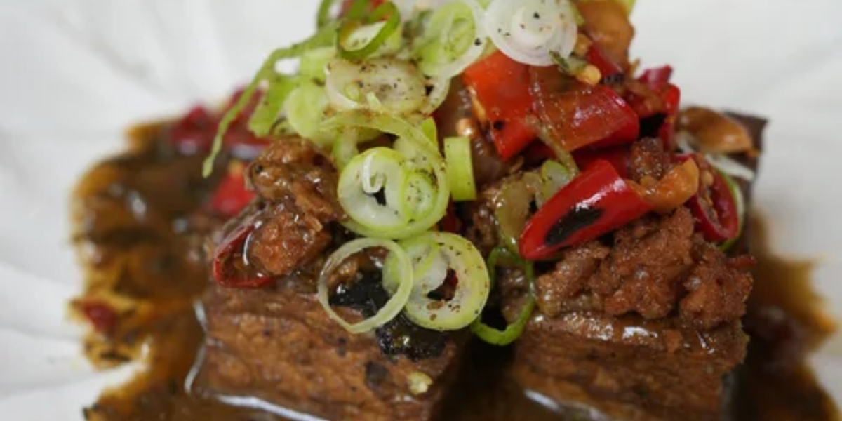 5 Signature Techniques That Define True Sichuan Cooking