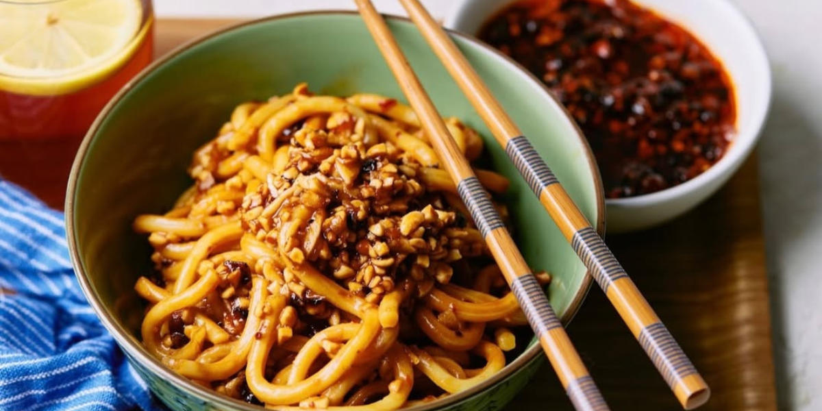 Spicy Dan Dan Noodles & Off-Dry Riesling