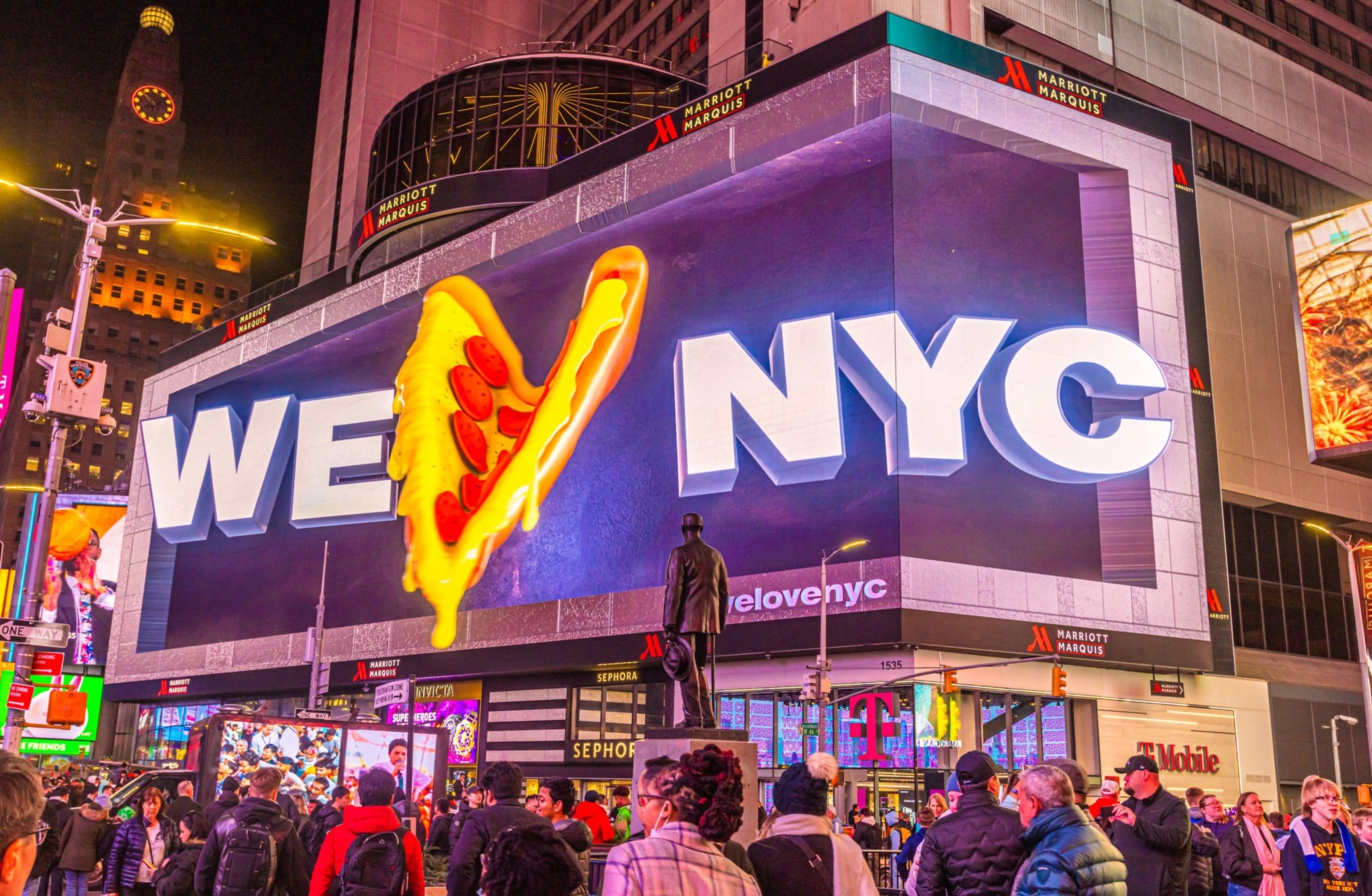 3D Billboard Lights Up Times Square Embracing the NYC Spirit