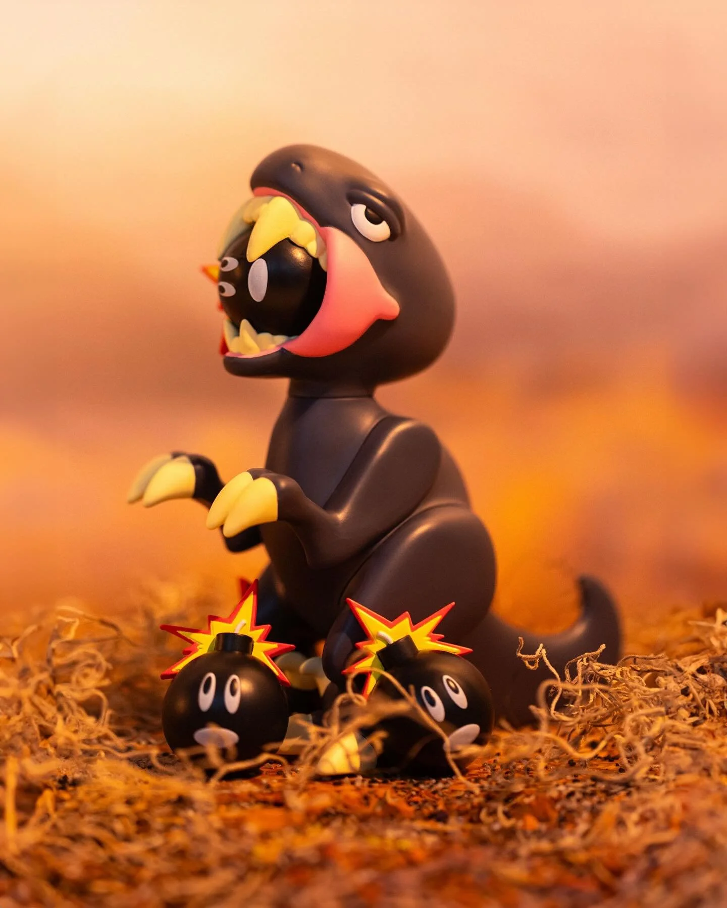 Elbo Glass - Designer Toys and Packaging