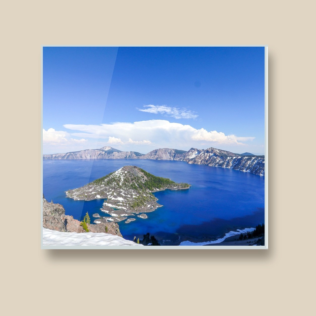 the-deep-blue-acrylic-material-closeup.jpg