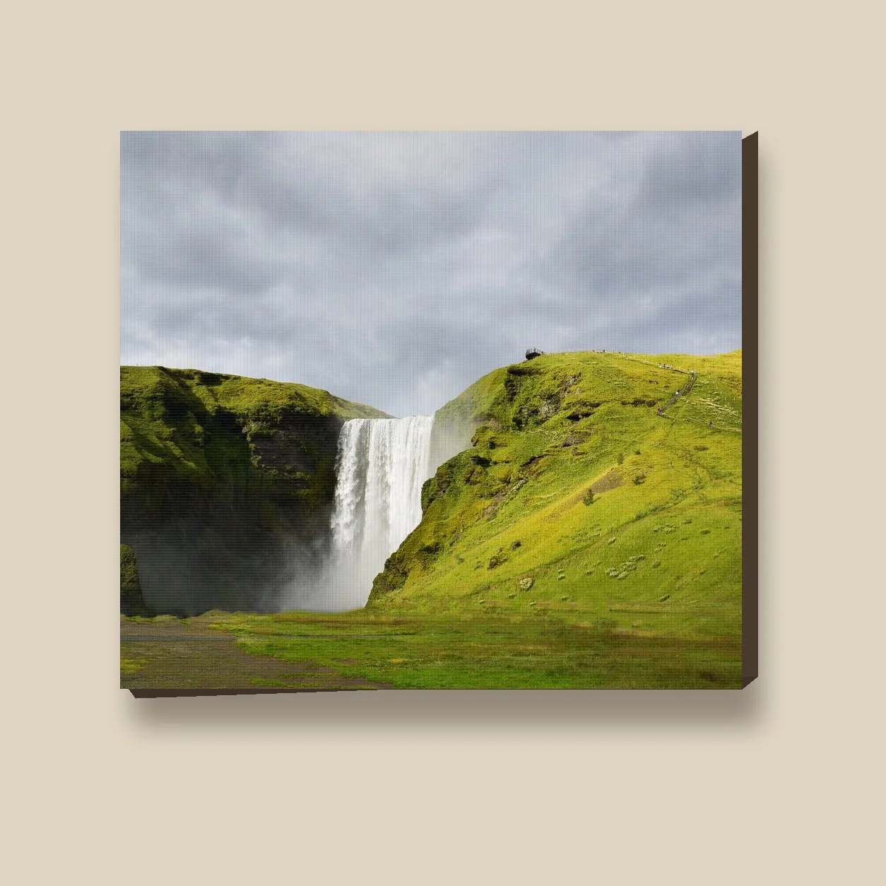 sko-gafoss-canvas-material-closeup.jpg