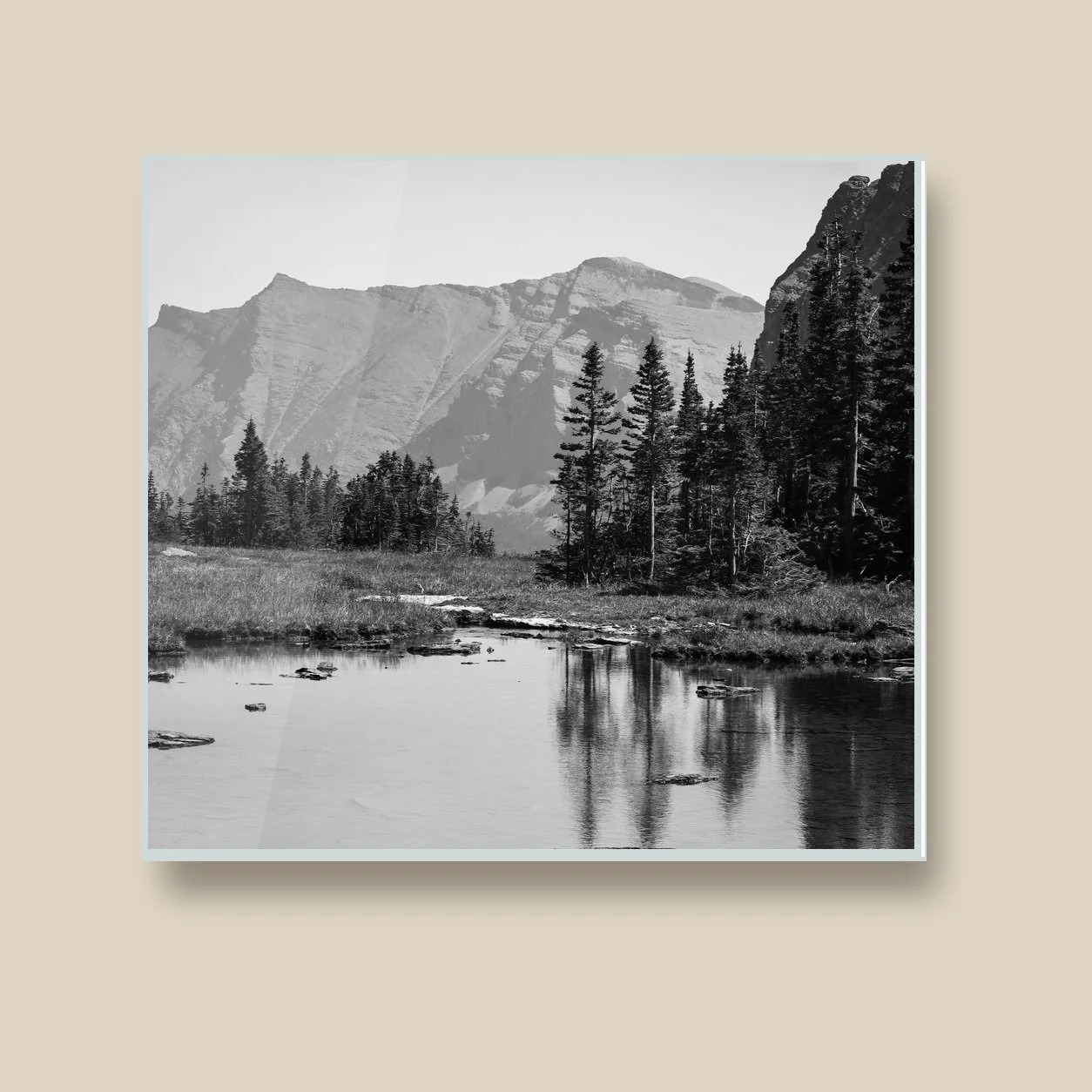 montana-monochrome-acrylic-material-closeup.jpg
