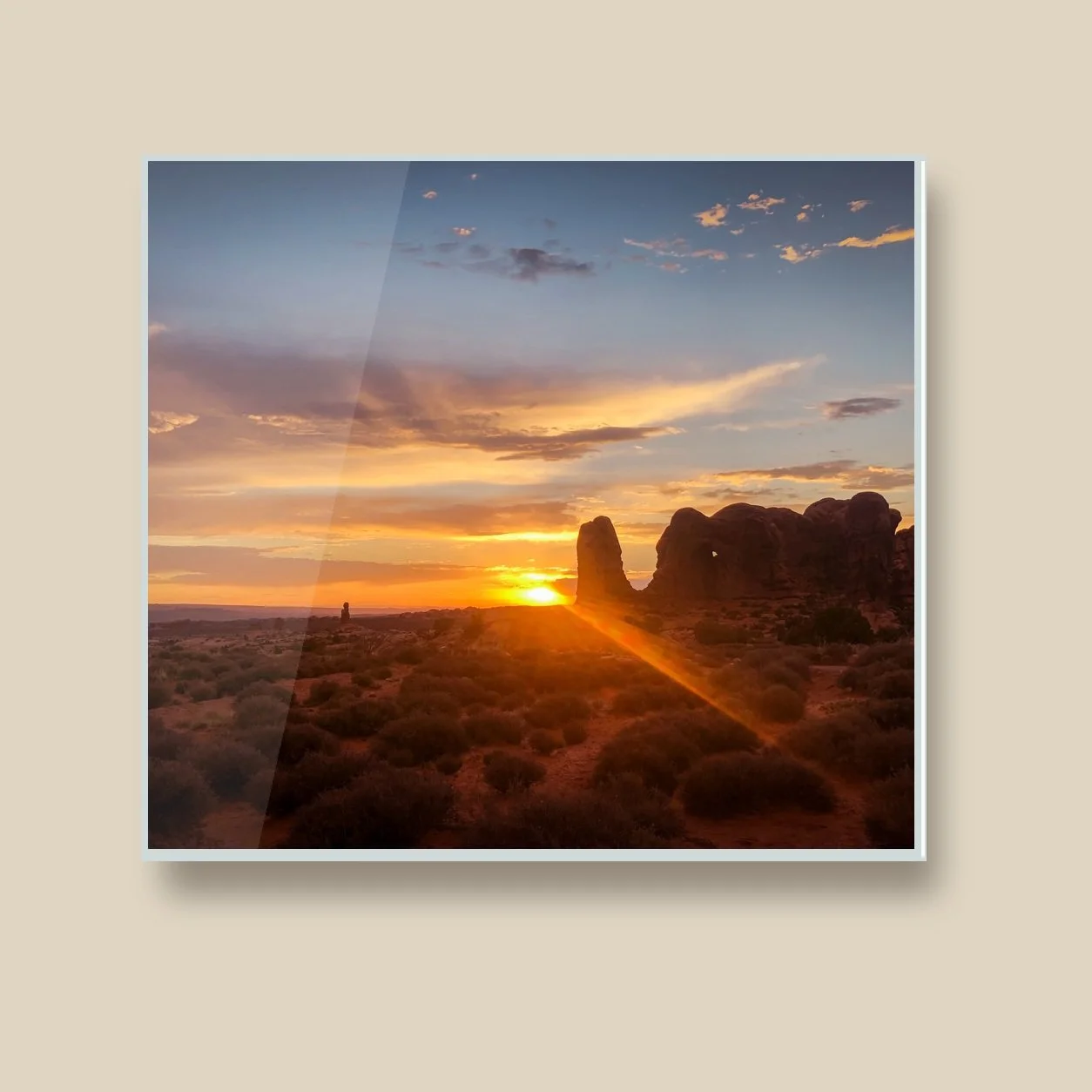 desert-sunset-acrylic-material-closeup.jpg