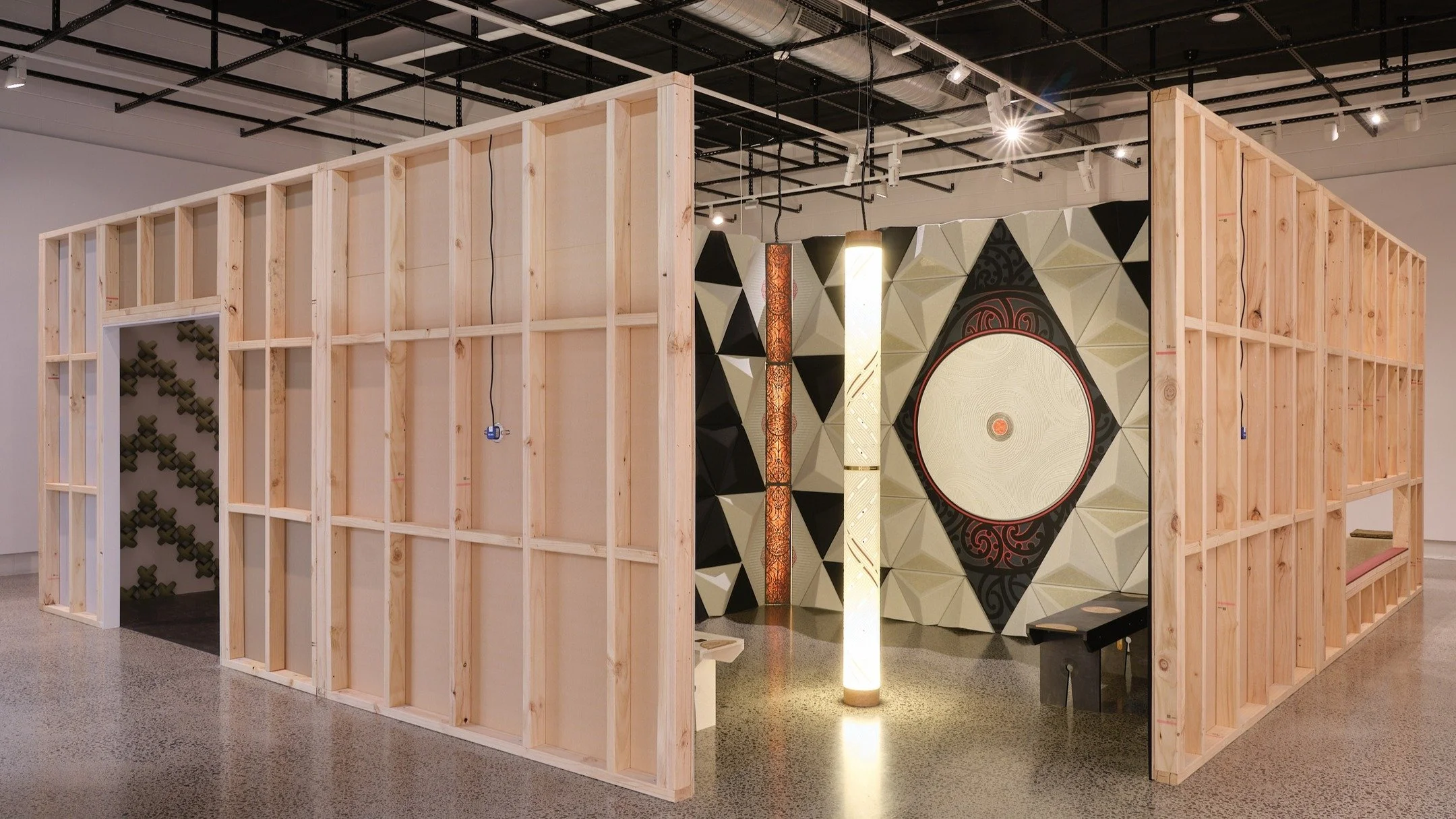 Pohewa Pāhewa: Te Rūma.

Currently on display at the Objectspace Gallery in Grey Lynn, Auckland.

BLACK was proud to support the project through the construction of the exterior enclosure that houses the installation. A small contribution to an inspi