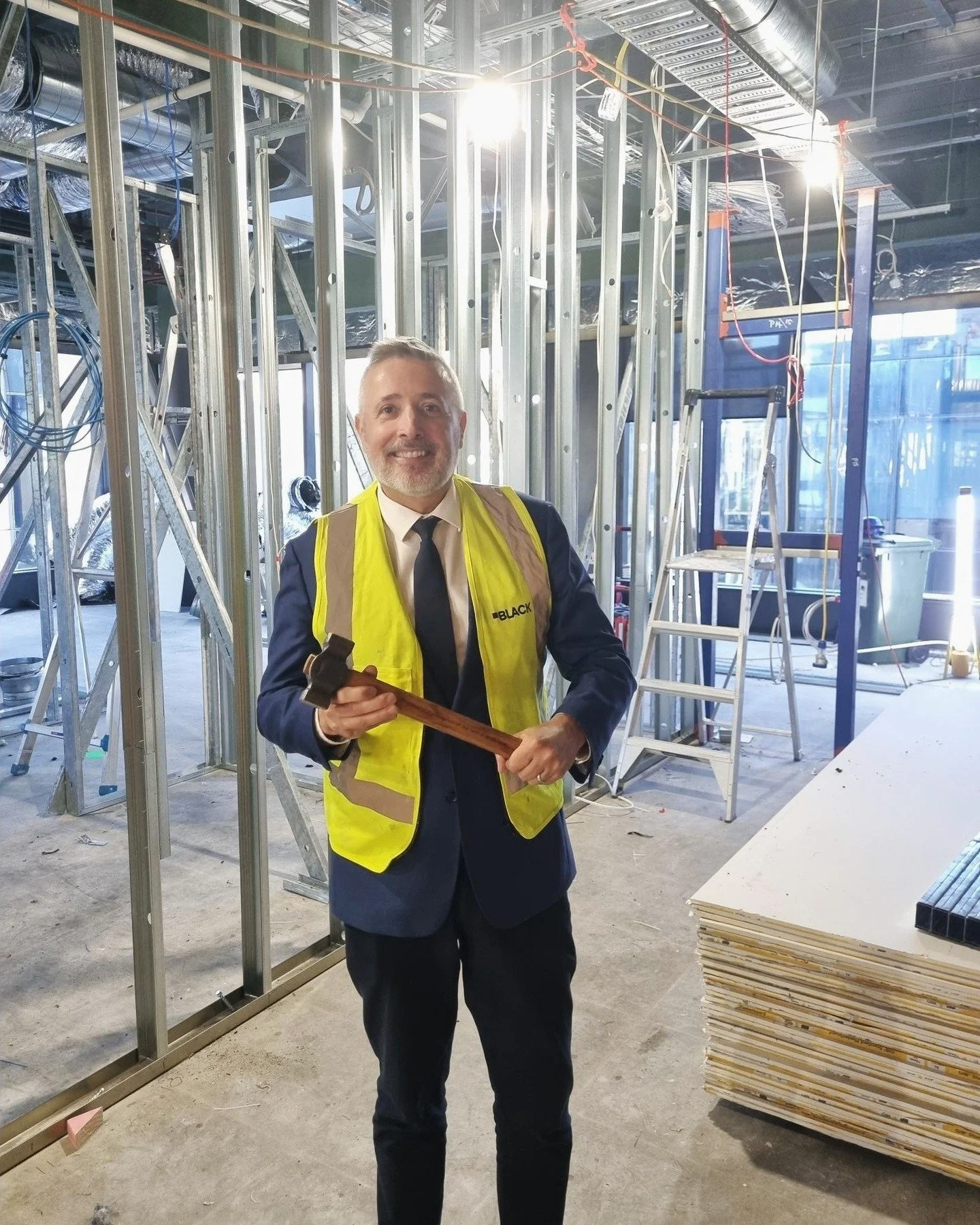 Our team is back at Bowen Campus &ndash; this time delivering a new office space for the Dutch Embassy in Wellington.

Last week, our Regional Manager for the Lower North Island, Alex Clark was onsite with Netherlands Ambassador to the South Pacific,