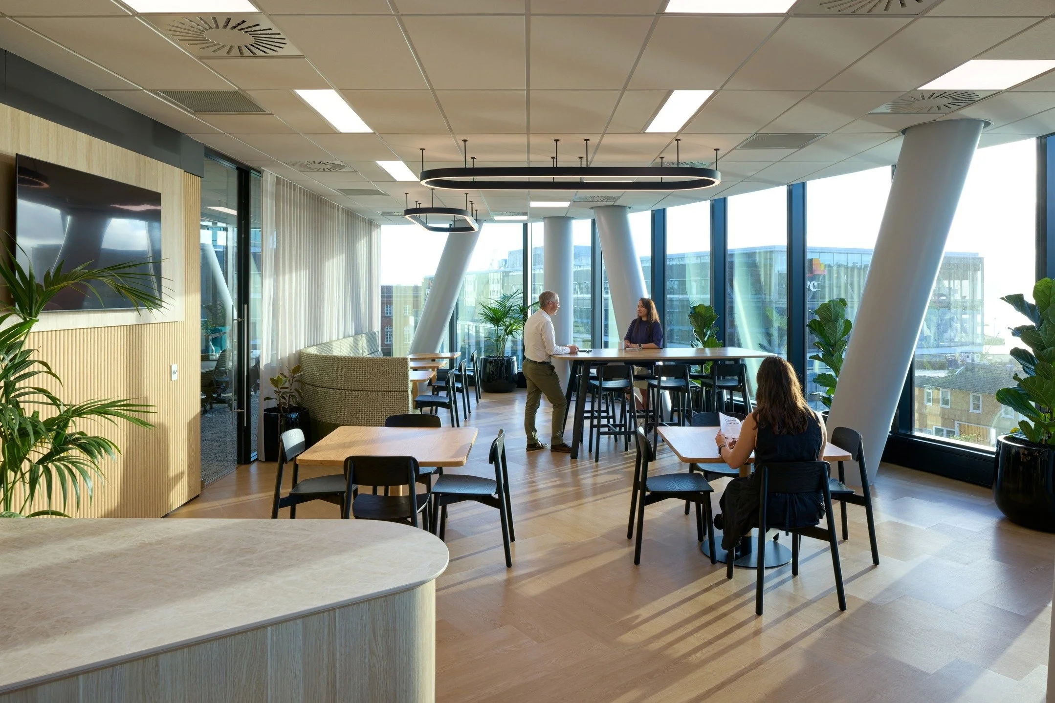 We&rsquo;re proud to have delivered a high-quality workplace fitout for @charteredaccountantsanz at BNZ Place in Wellington.

Transforming an open base-build floor into a tailored, high-performance environment, the project features a mix of front-of-