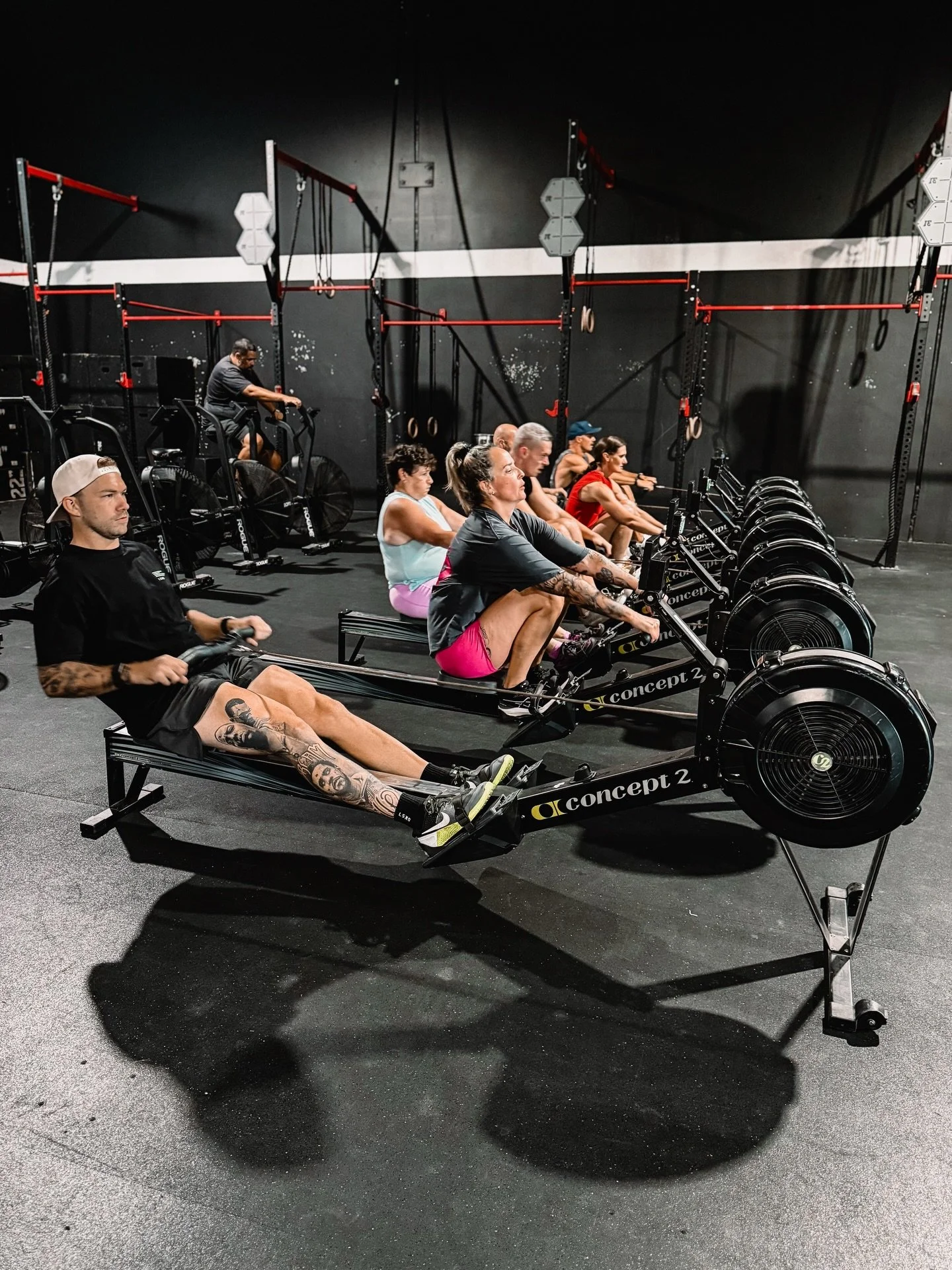 Another week at Evolve, told in moments. 📸

Lots of learning. Lots of fun workouts. Lots of improvement. 🙌🏼

👇

👉 Are you ready for a fitness experience like no other?
➡️ Comment &ldquo;READY&rdquo; and we&rsquo;ll DM all the info you need to tr