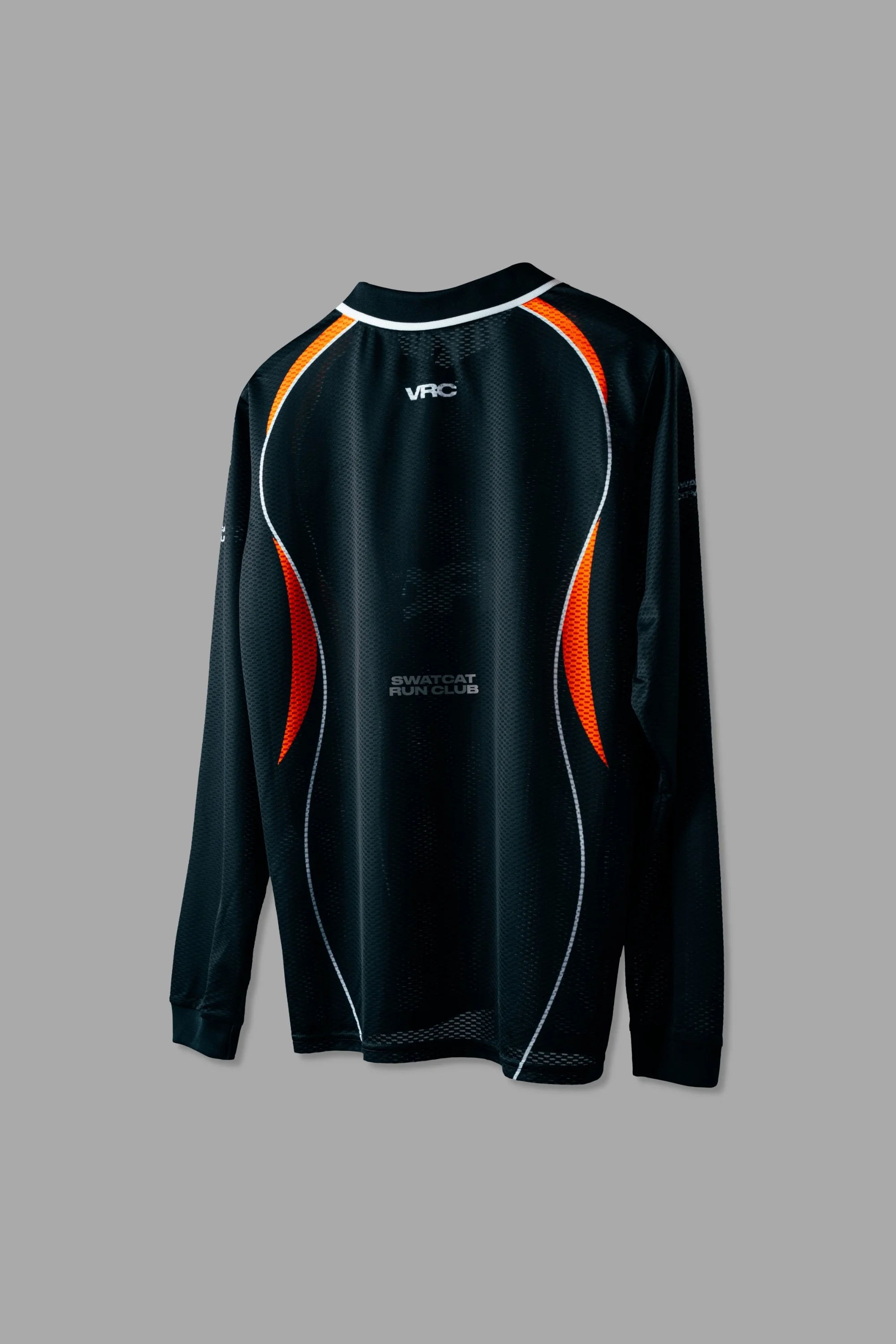 acce 003 swatcat run bk b.jpg