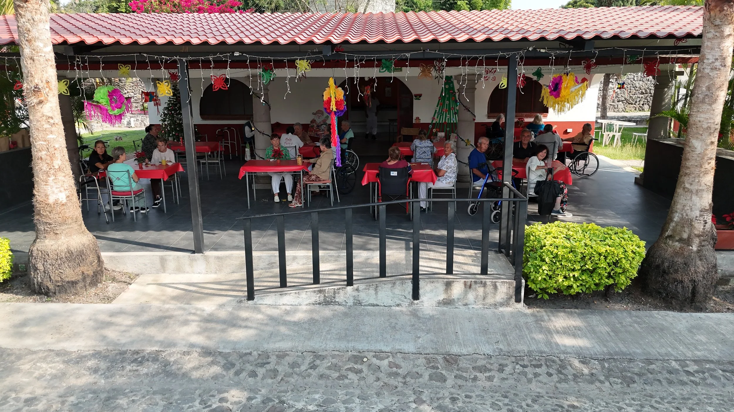 Comedor en la sucursal del Sur de las Maravillas de Cuernavaca.