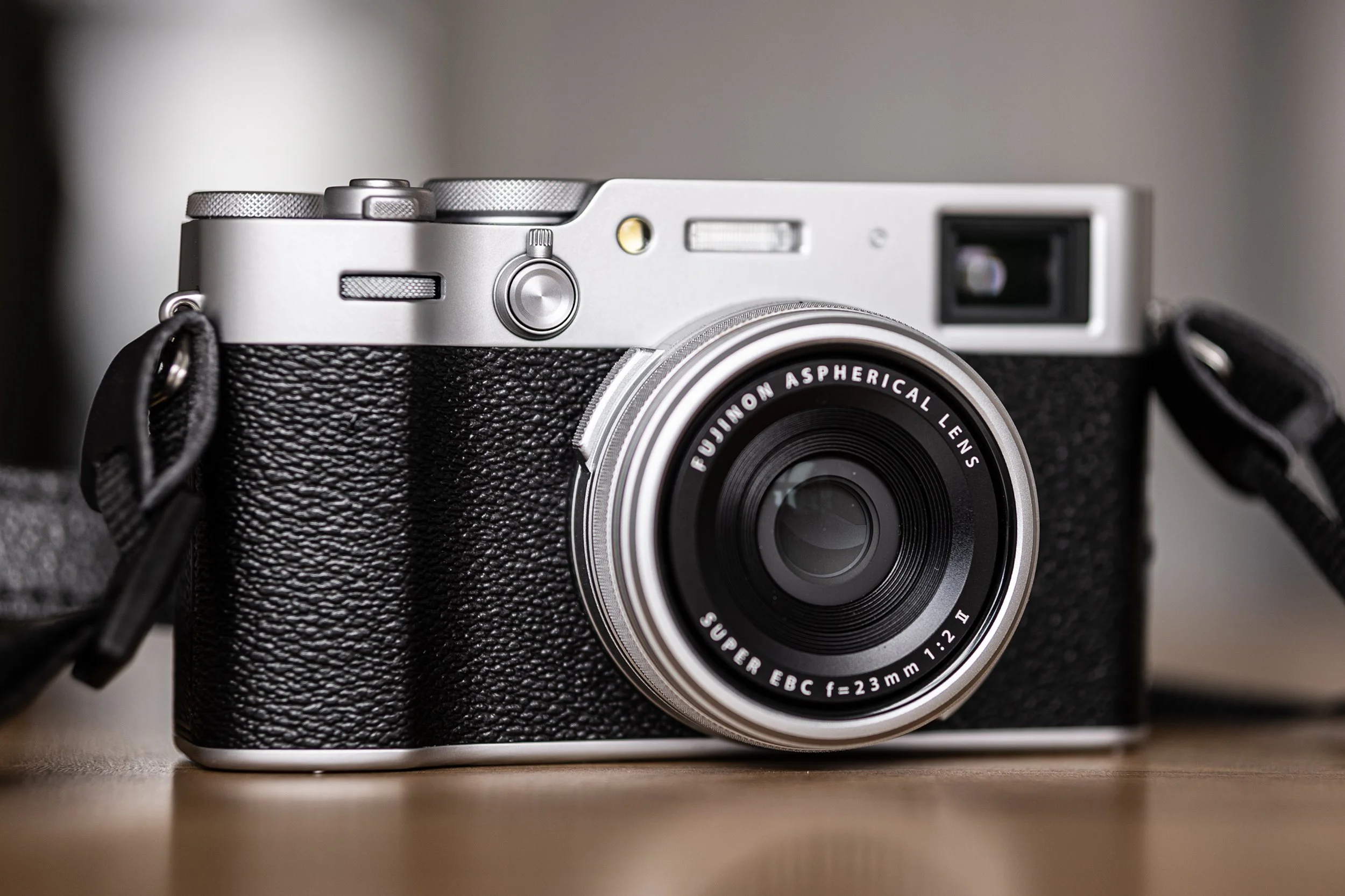 Fujifilm X100vi - to buy or not to buy?