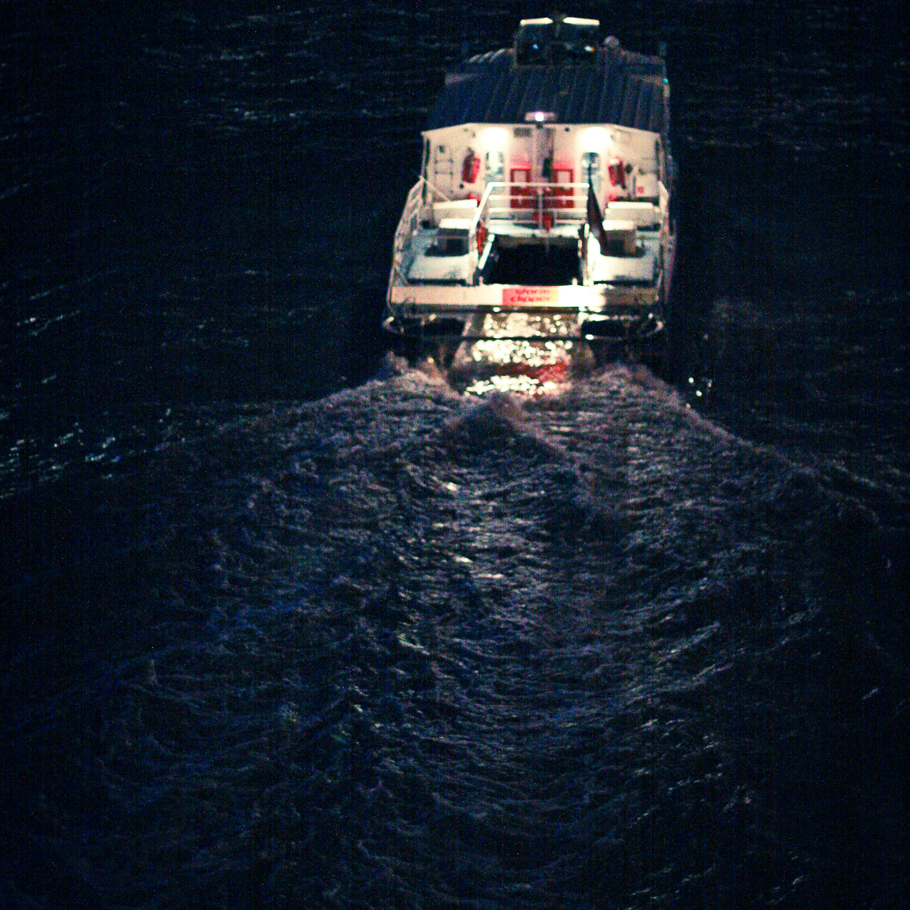 Night boating 101 — DECKEE
