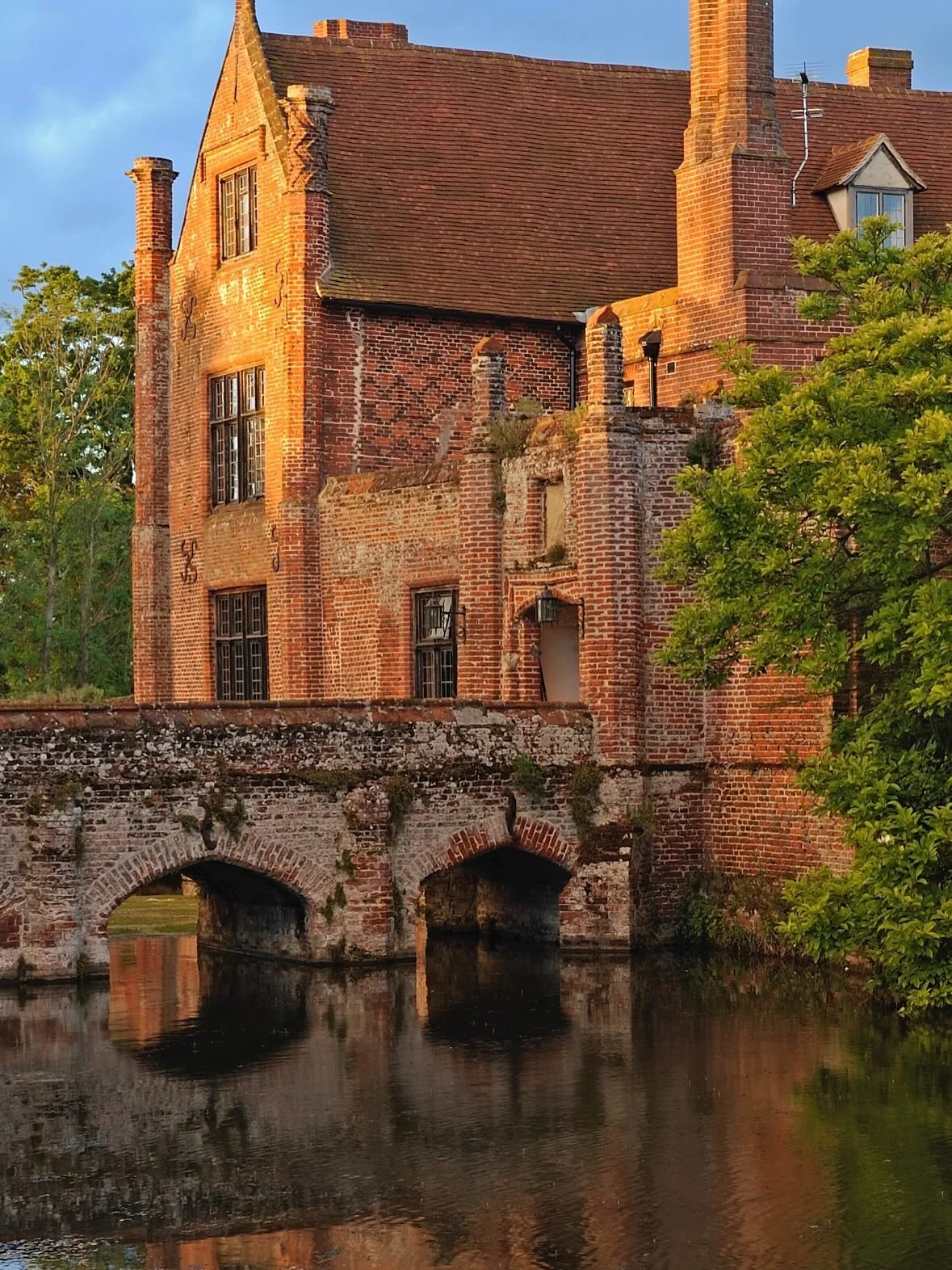 A lovely article in this month&rsquo;s Suffolk Magazine (November issue) where they catch up on the final finish of the extensive, year long works to replace a plastic heating, hot- and cold-water installation that had been installed during the 2005/