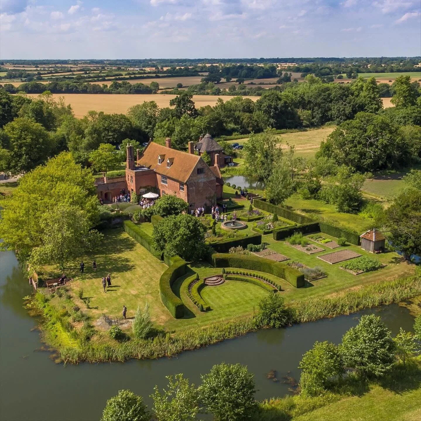 Crafters, Cake Makers, Antique Dealers, Wood Turners, Chocolatiers are amongst the stall holders we would love to come to Crows Hall on 24th May 2026 as part of The @stelizabethhospice Garden Trail.

Stalls are &pound;20 and are undercover in the won