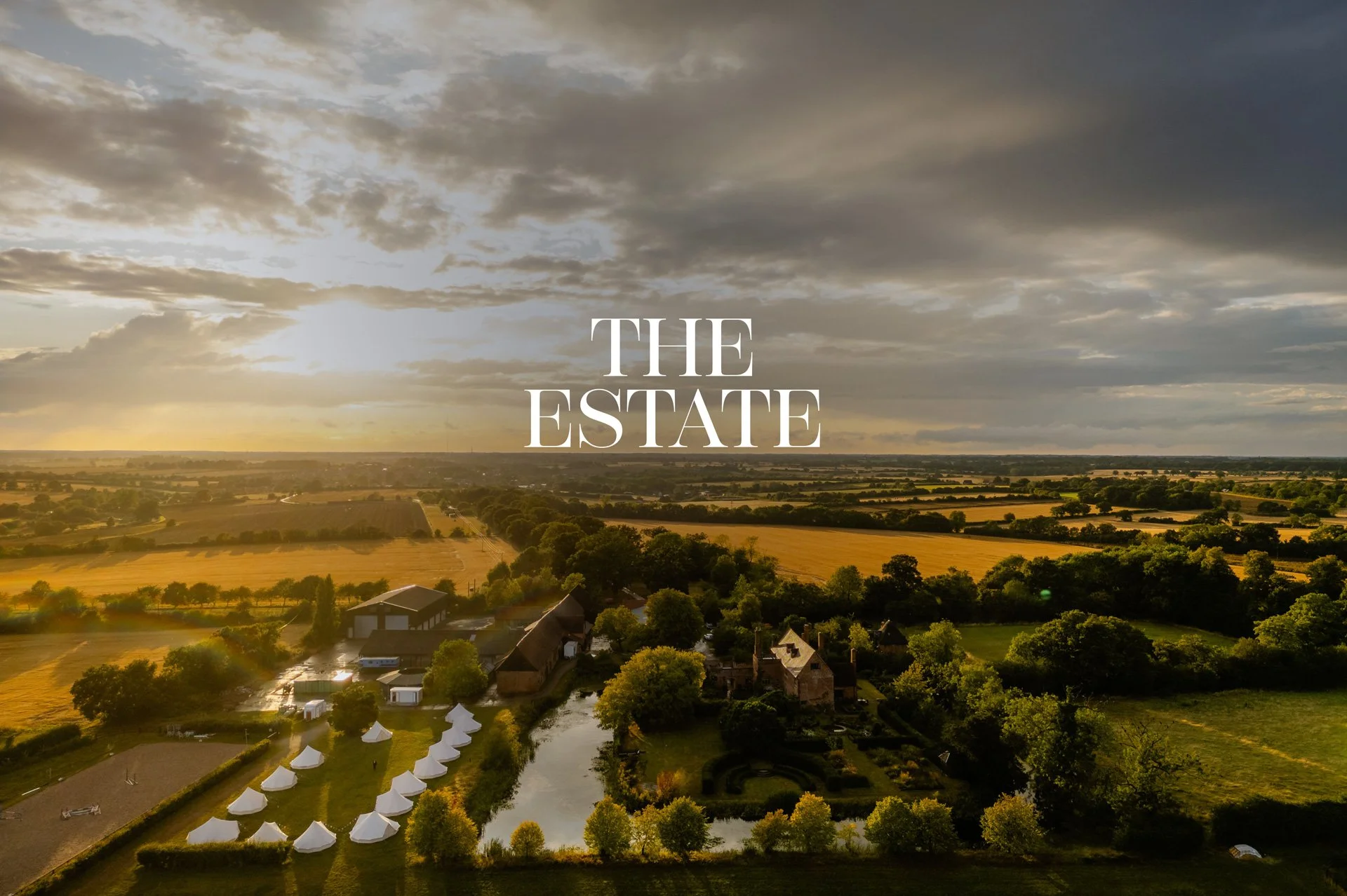  Space for arrival, marquees, glamping, walks, slow mornings and the feeling of being somewhere set apart. 