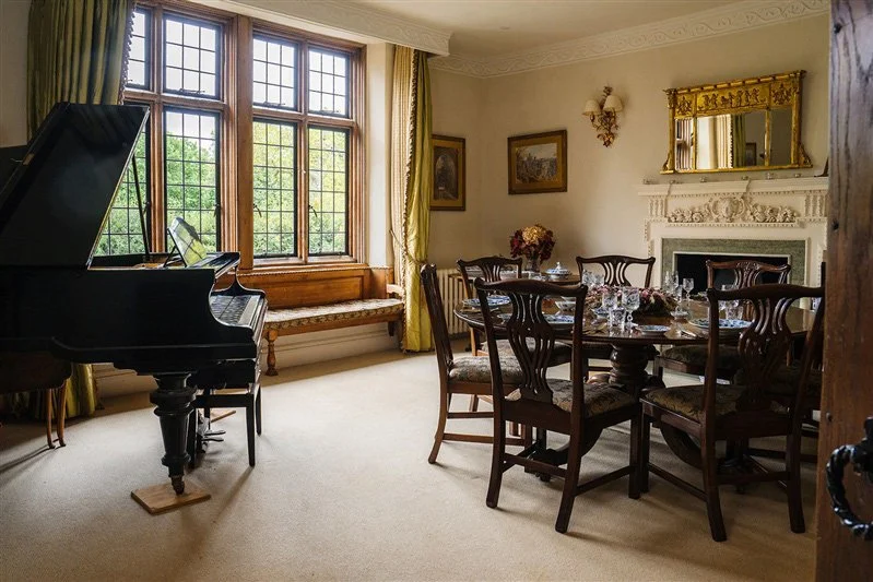 Crows-Hall-Suffolk-Interior-Dining-Room.jpg