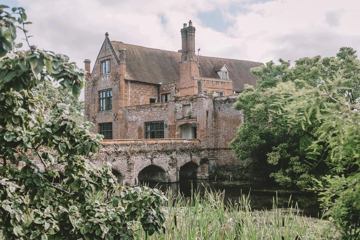 With our 2026 summer season drawn to a close, we are having such fun with plans and ideas for 2027. No two weddings at Crows Hall are ever the same and each one is totally unique with every attention given to every detail. Our wonderful loyal team un