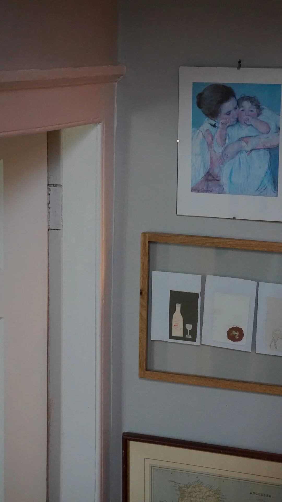 Anglesey country house refurbishment featuring curated artwork, soft heritage tones and bespoke interior styling by Stiwdio Interior Design, North Wales.