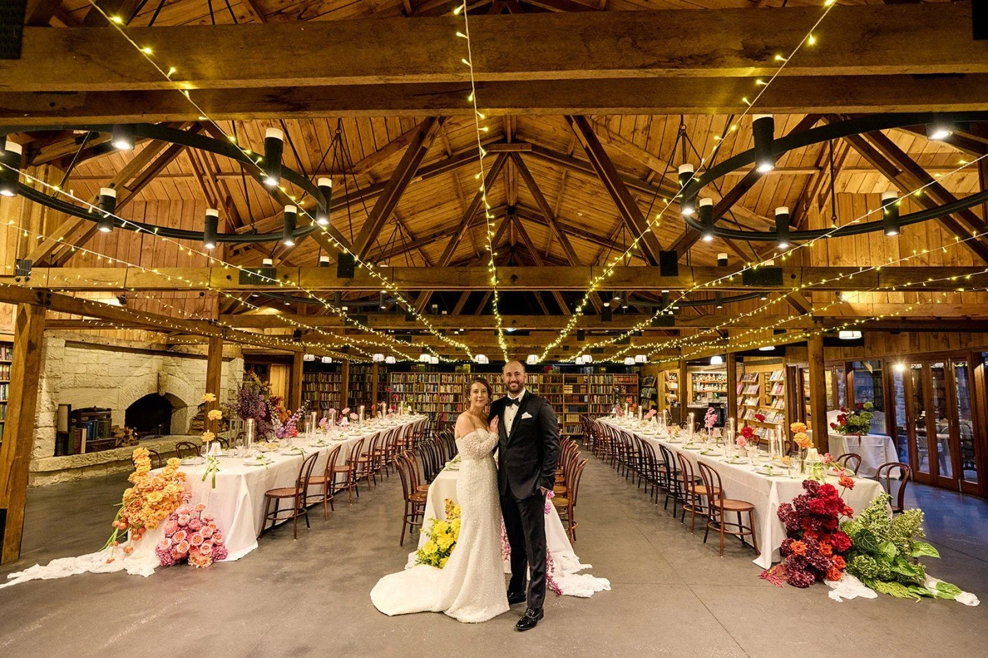 Tori + Sam

In vibrant colour.

@gavincatophotography
@theflowerpursuit
@bendooleyestate
@beebrightfairylights