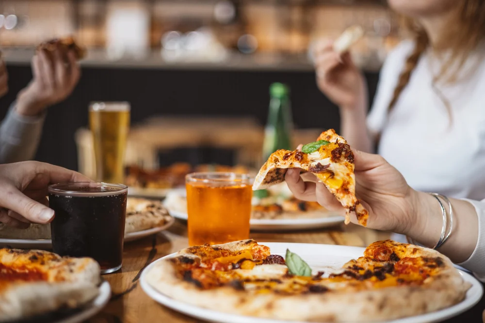 Wood-fired pizza at Gasta