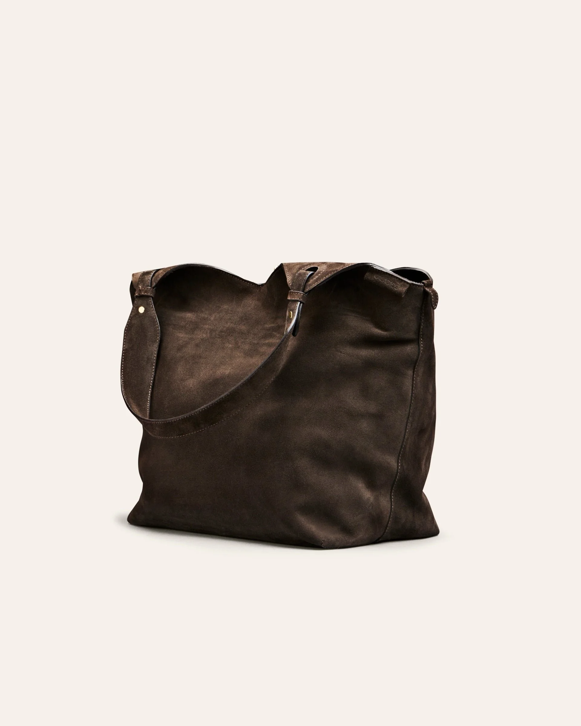 SOHO Shoulder bag Umber Suede Gold 2.jpg (Copy)