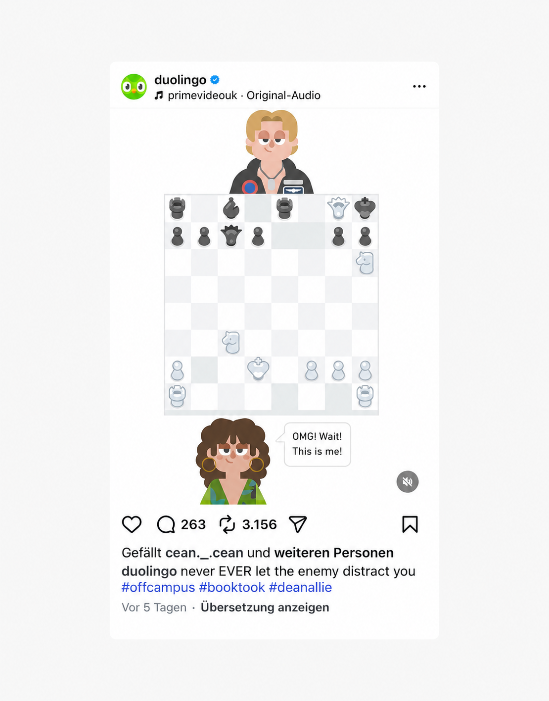 Screenshot eines Instagram-Posts von Duolingo mit einer Schachszene im Cartoon-Stil und dem Hinweis, sich nicht vom Gegner ablenken zu lassen.