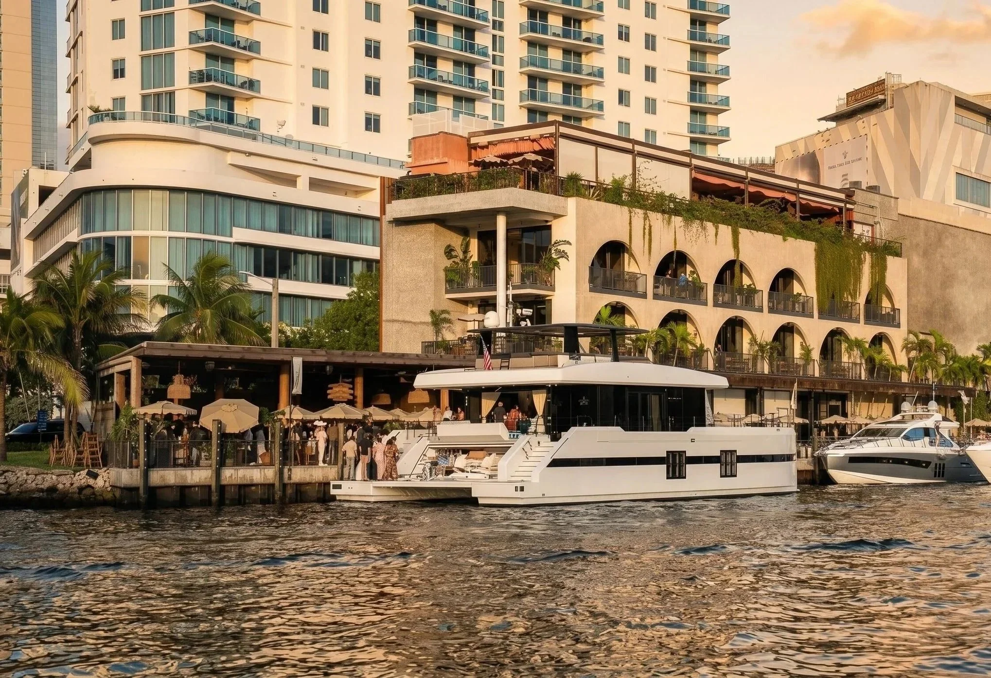 CASA NEOS dock exterior image with boats docked to dine in the restaurant