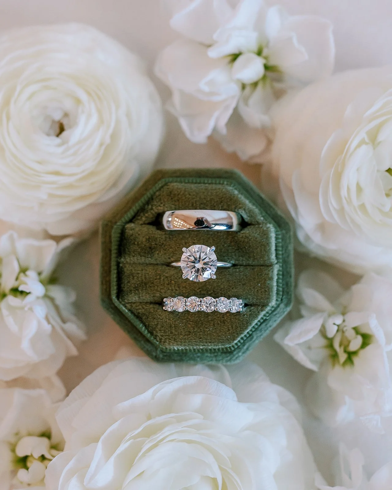 Florals: Tiny Petals Floral Design