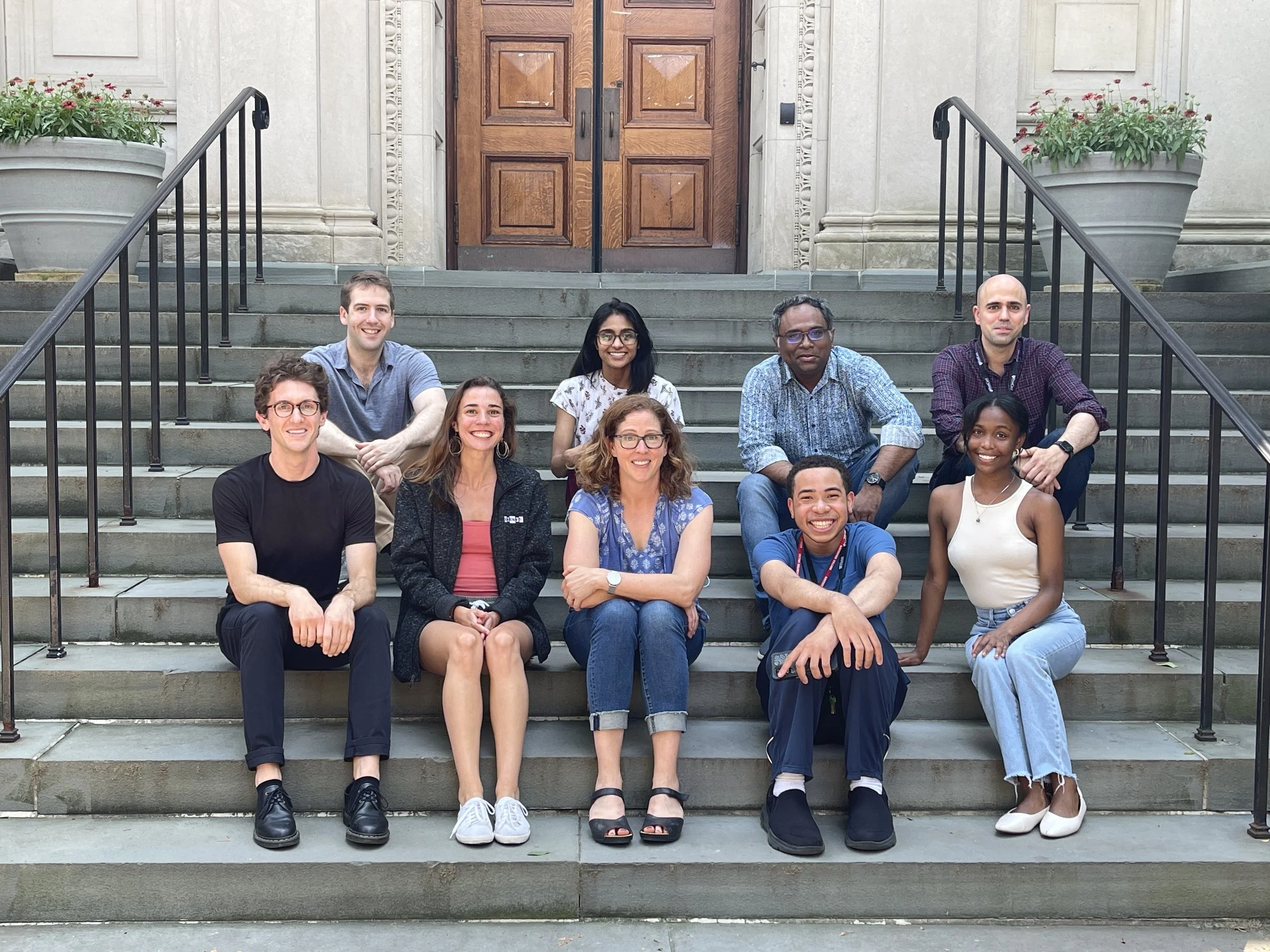 First lab members picture post-pandemic