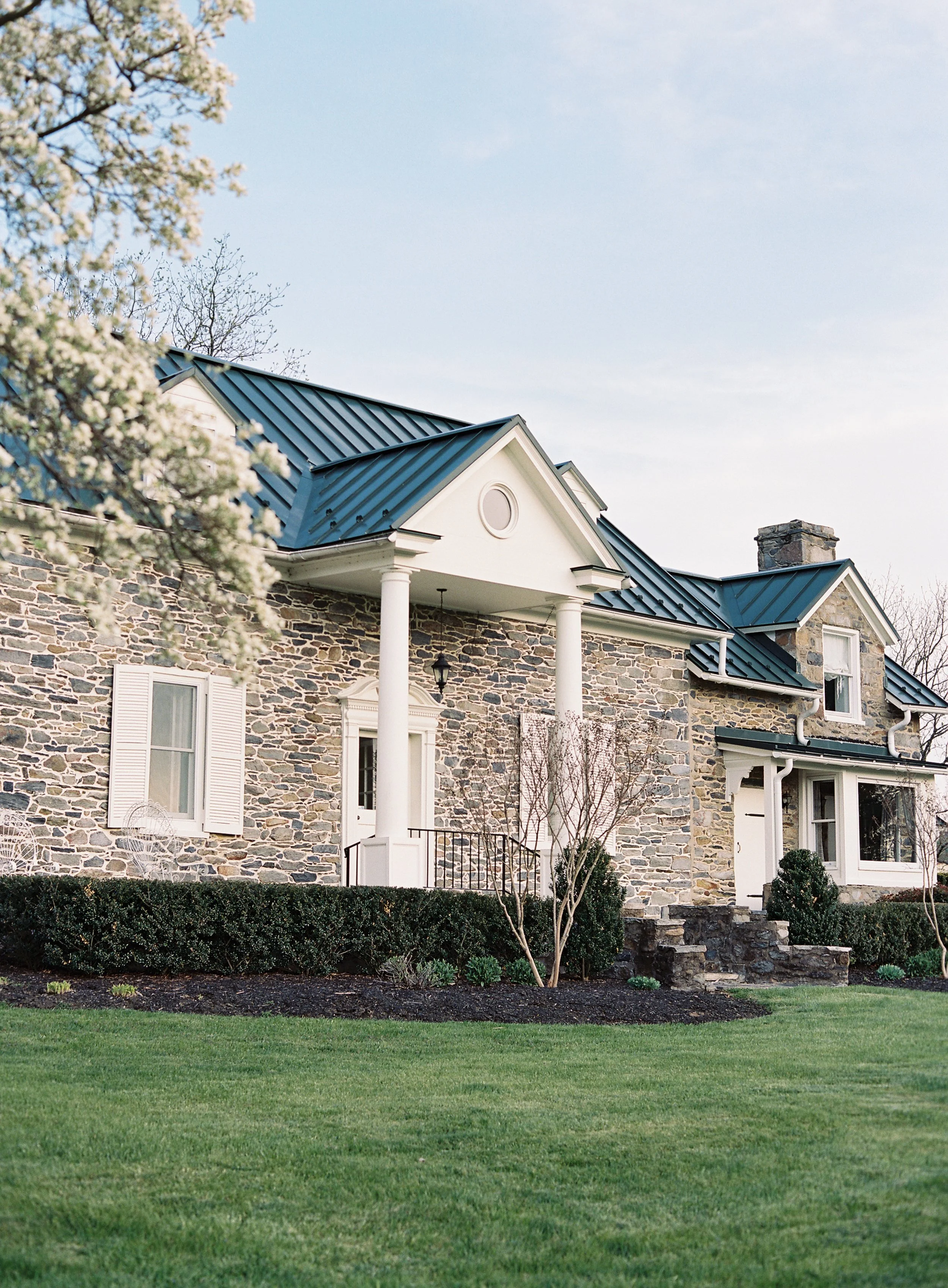 Luxury Loudoun County Wedding Venue - Heigh Torr Estate