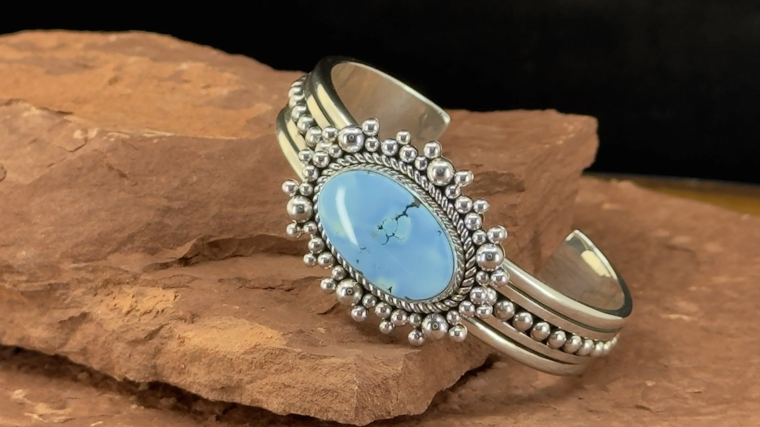 Turquoise, Bracelet 5:25.jpg