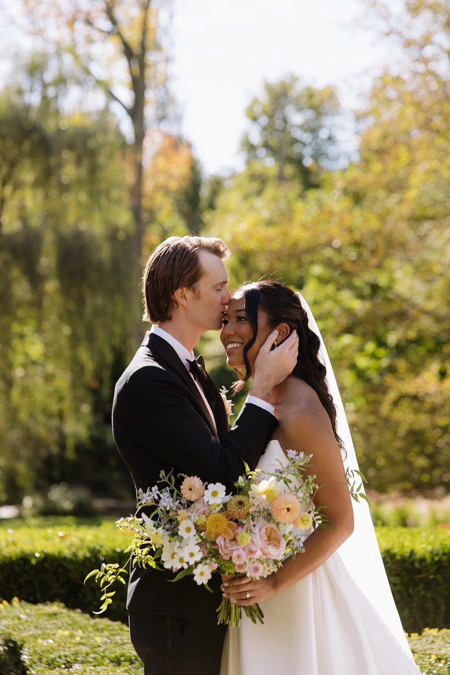 Hand-Tied Wedding Bouquet Intensive ~ April 4th at 9:30am