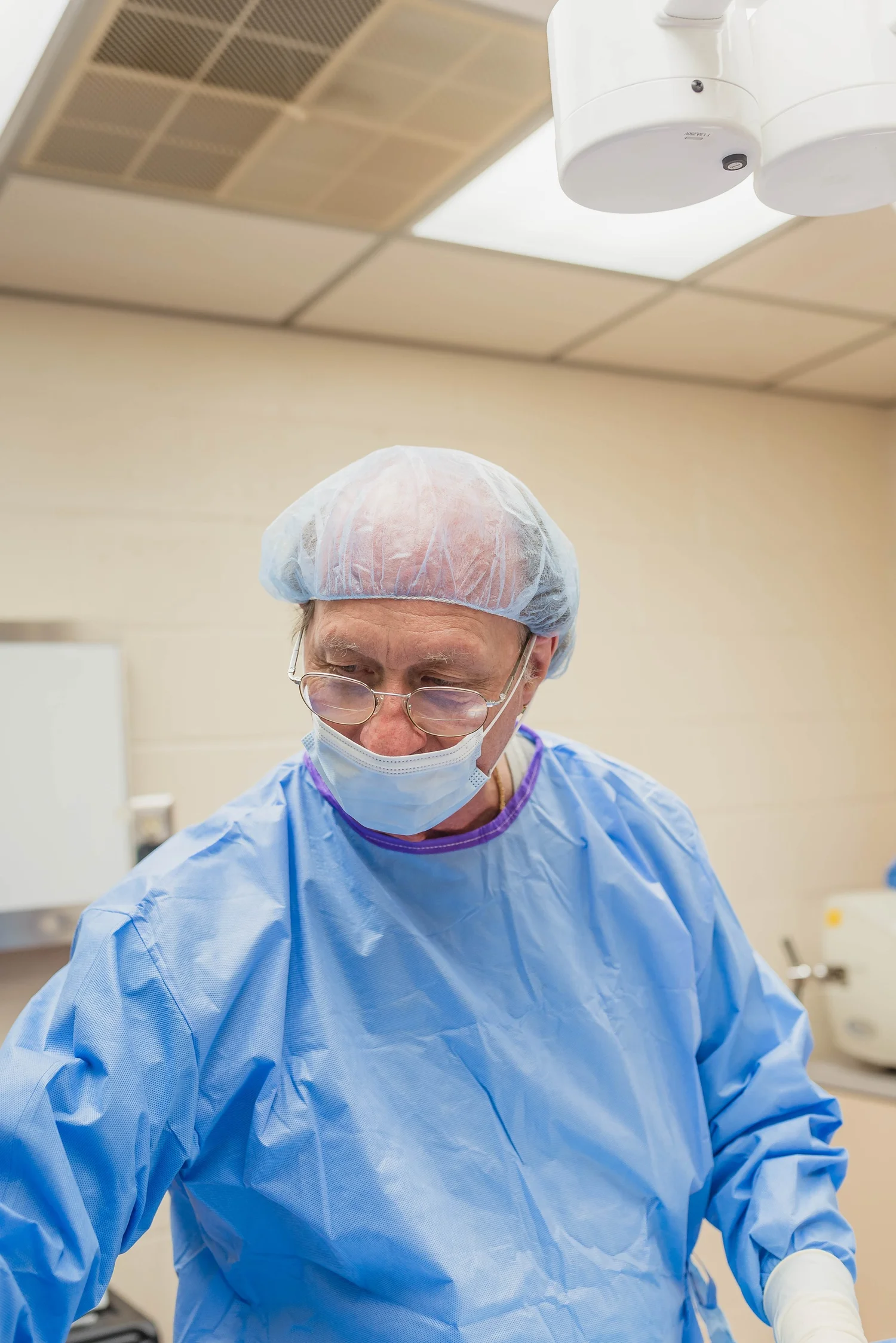 A photograph from the Hicks Animal Clinic surgical care page