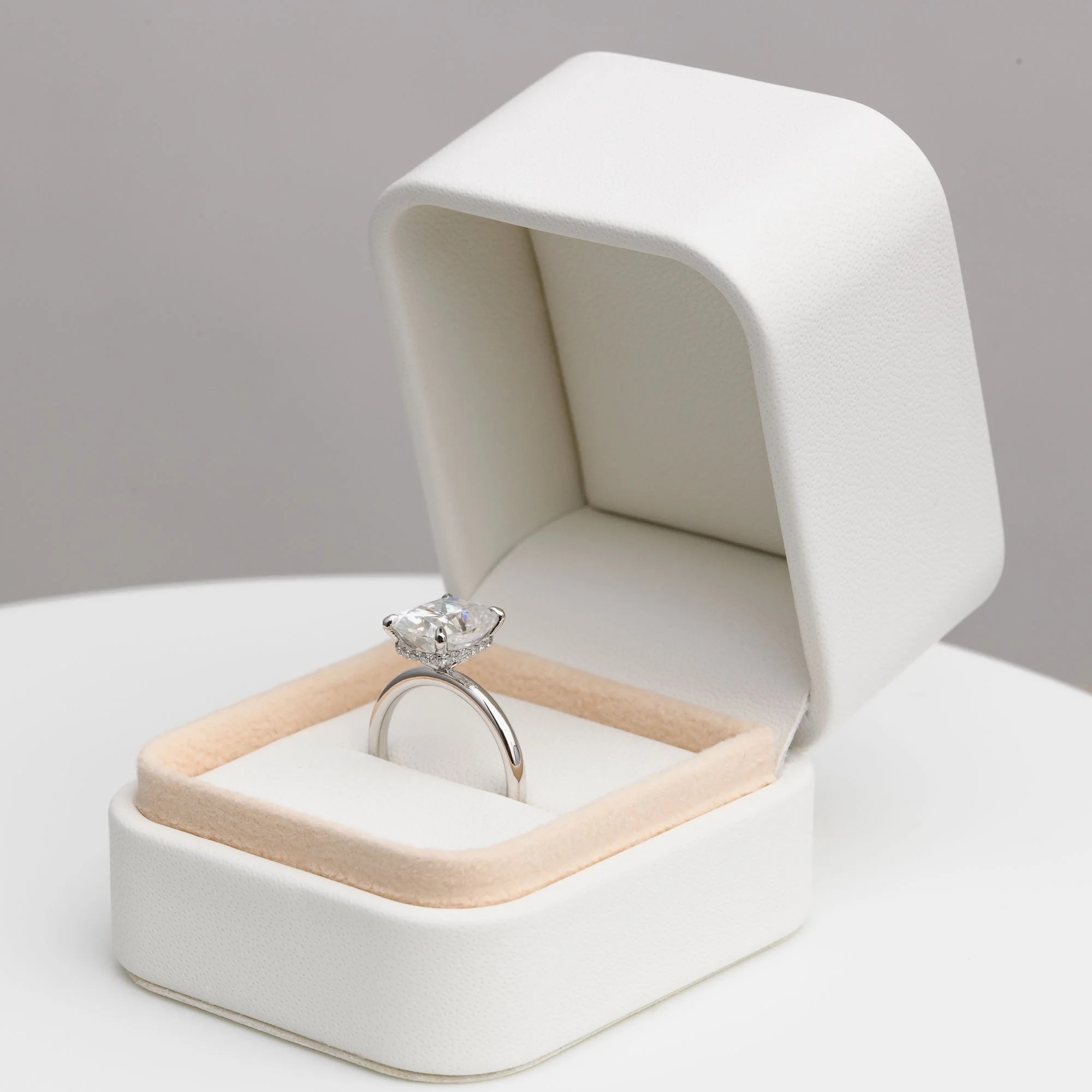 StoneAndSet-Shop-Rings-WebSized-30.jpg