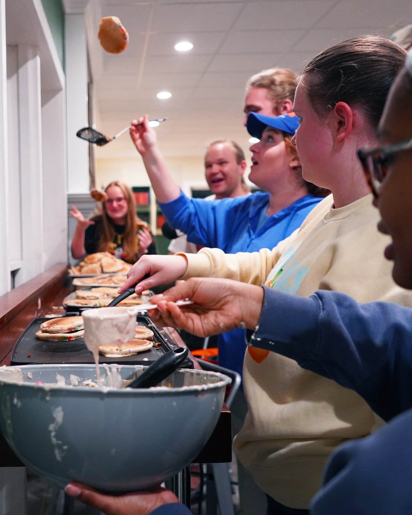 Pancake Nights are our favorite nights! #isthatfunfetti? #dioflfeast