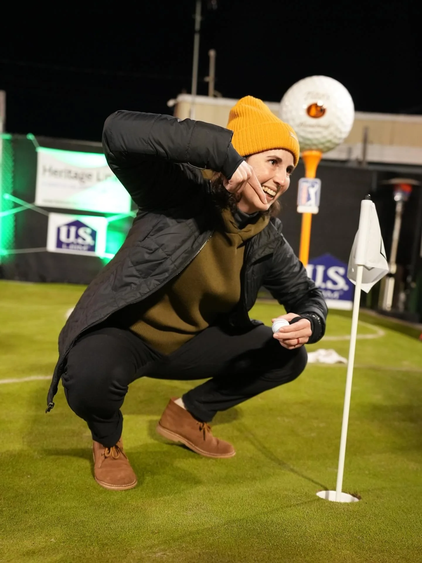 A putt worth celebrating 🏌️&zwj;♀️⛳️ Hole-in-one at Donor Dog! 

#puppiesandgolf #adoptdontshop #blockparty