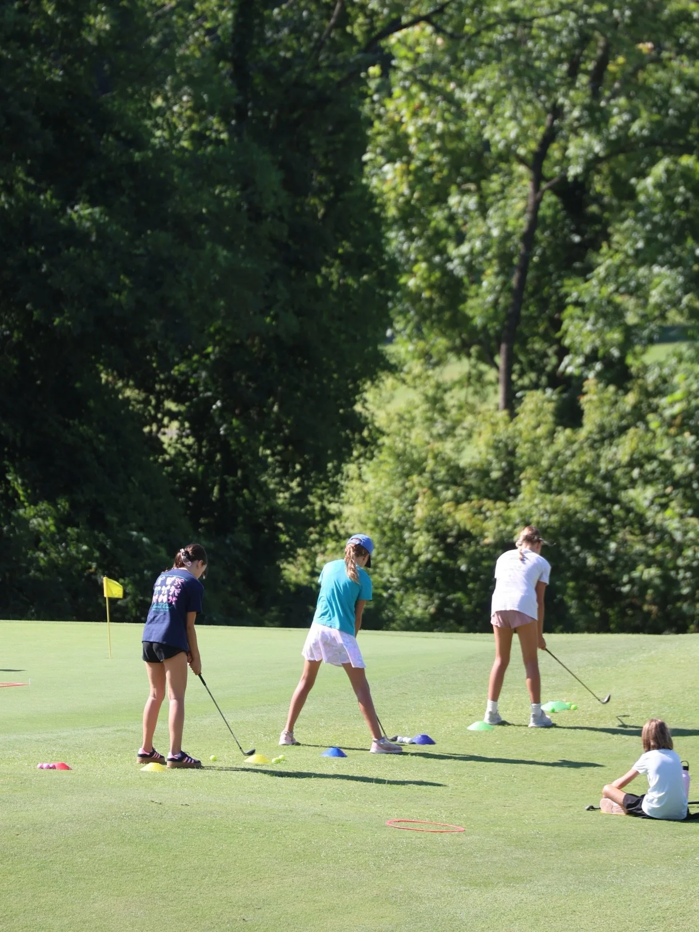 We&rsquo;re beyond excited our Puppies &amp; Golf X First Tee camp is officially SOLD OUT 🐾⛳

Throwing it back to last year&rsquo;s fun-filled week and counting down the days until we do it all again!

#puppiesandgolf #adoptdontshop #dognonprofit