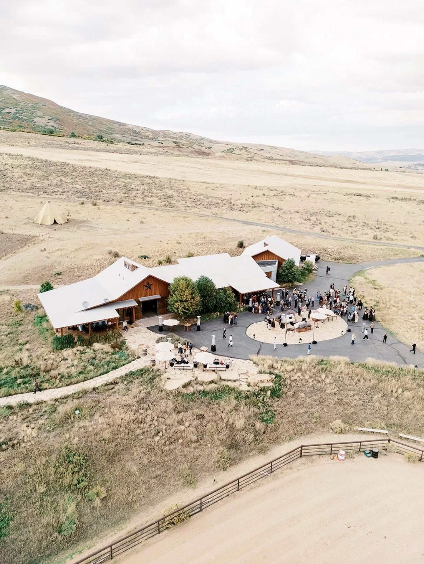 Wrapped in mountain stillness, Tag Ranch from above.😍

Photographer: @leopatrone 
Planner: @bluebirdparkcity 

#parkcityevents #luxuryranch #loveontheranch #ranchwedding